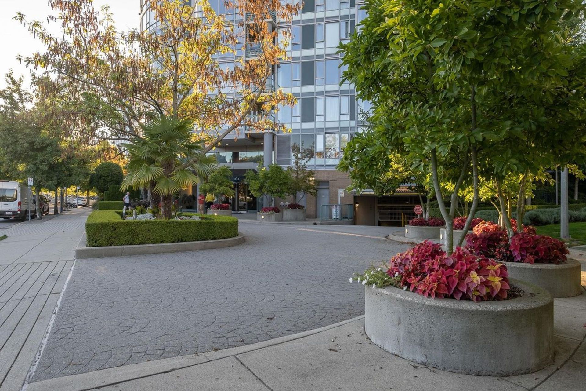 1033-marinaside-crescent-yaletown-vancouver-west-33