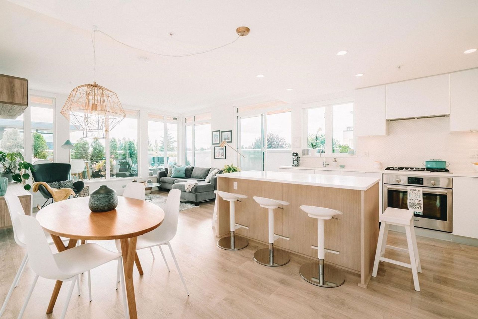 5080-quebec-street-main-vancouver-east-02