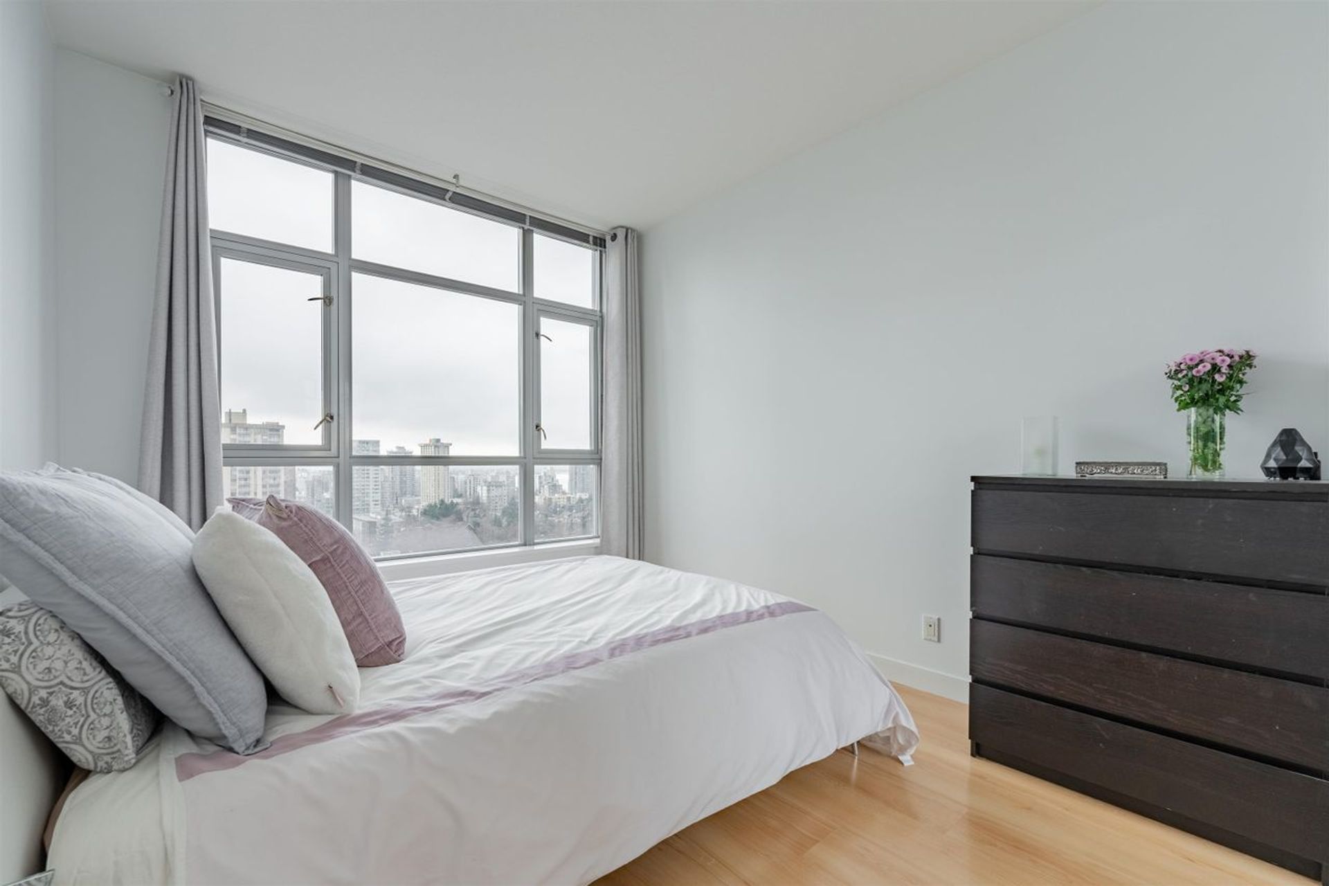 1050-smithe-street-west-end-vw-vancouver-west-14