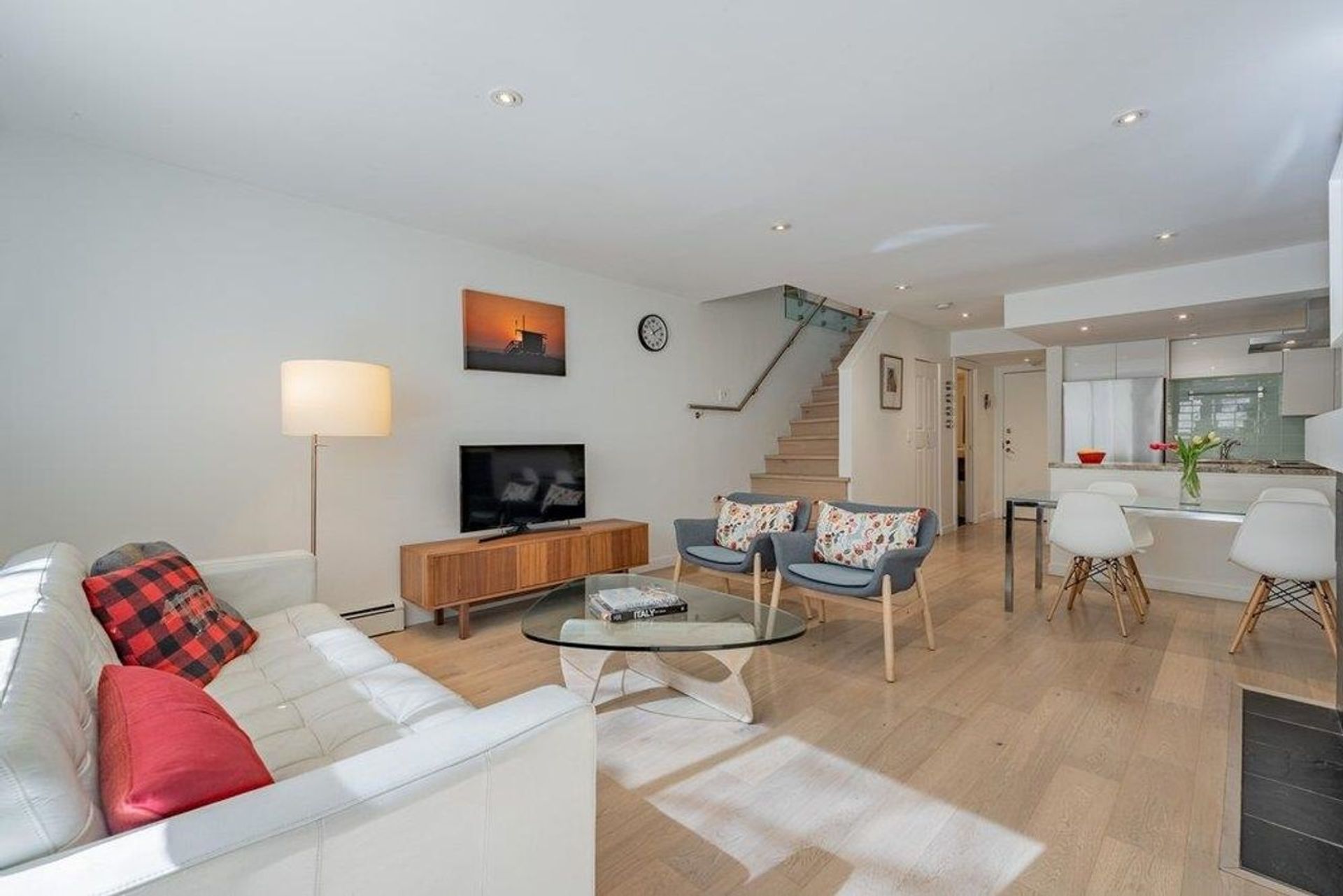 2455-york-avenue-kitsilano-vancouver-west-11