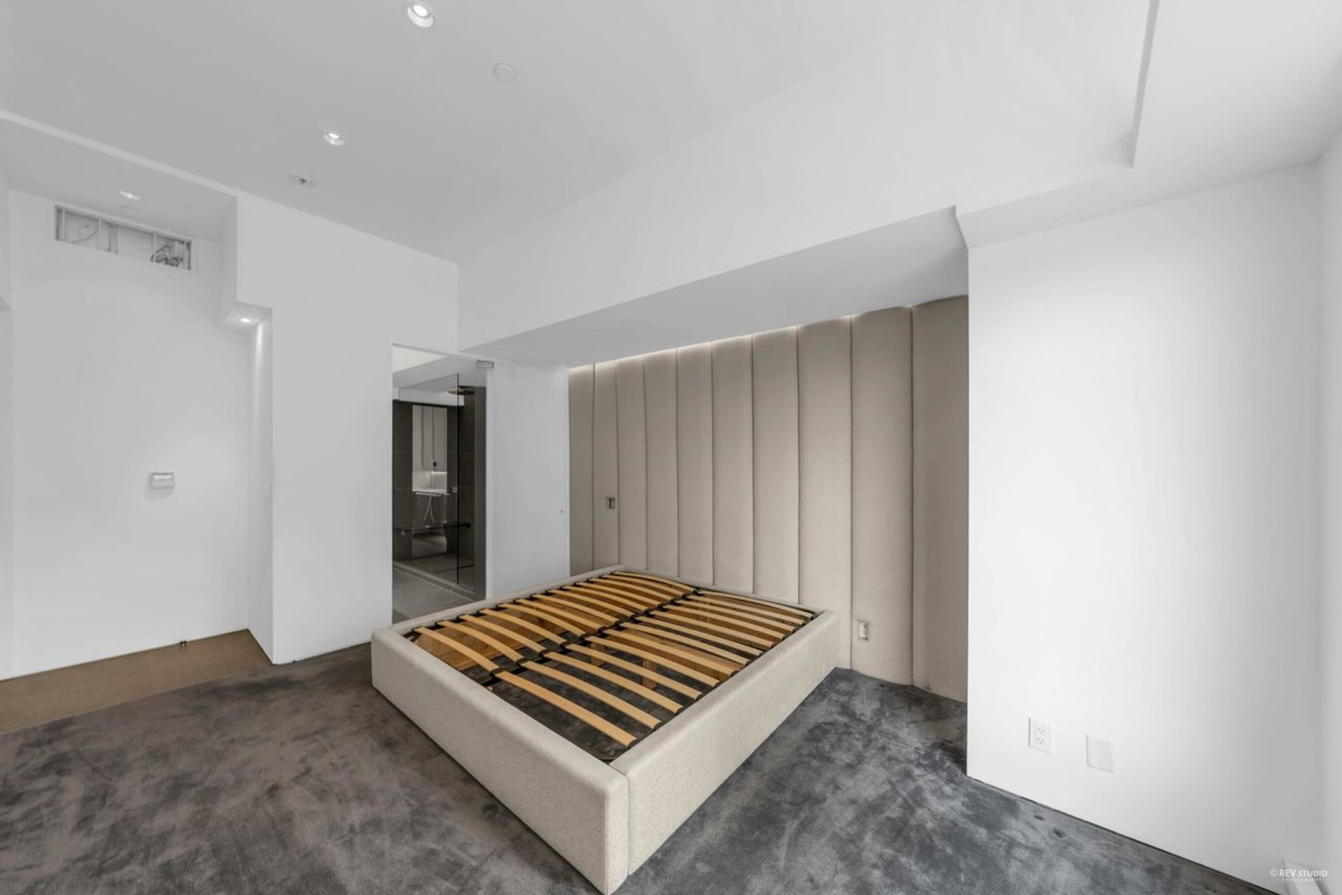 1111-marinaside-crescent-yaletown-vancouver-west-07