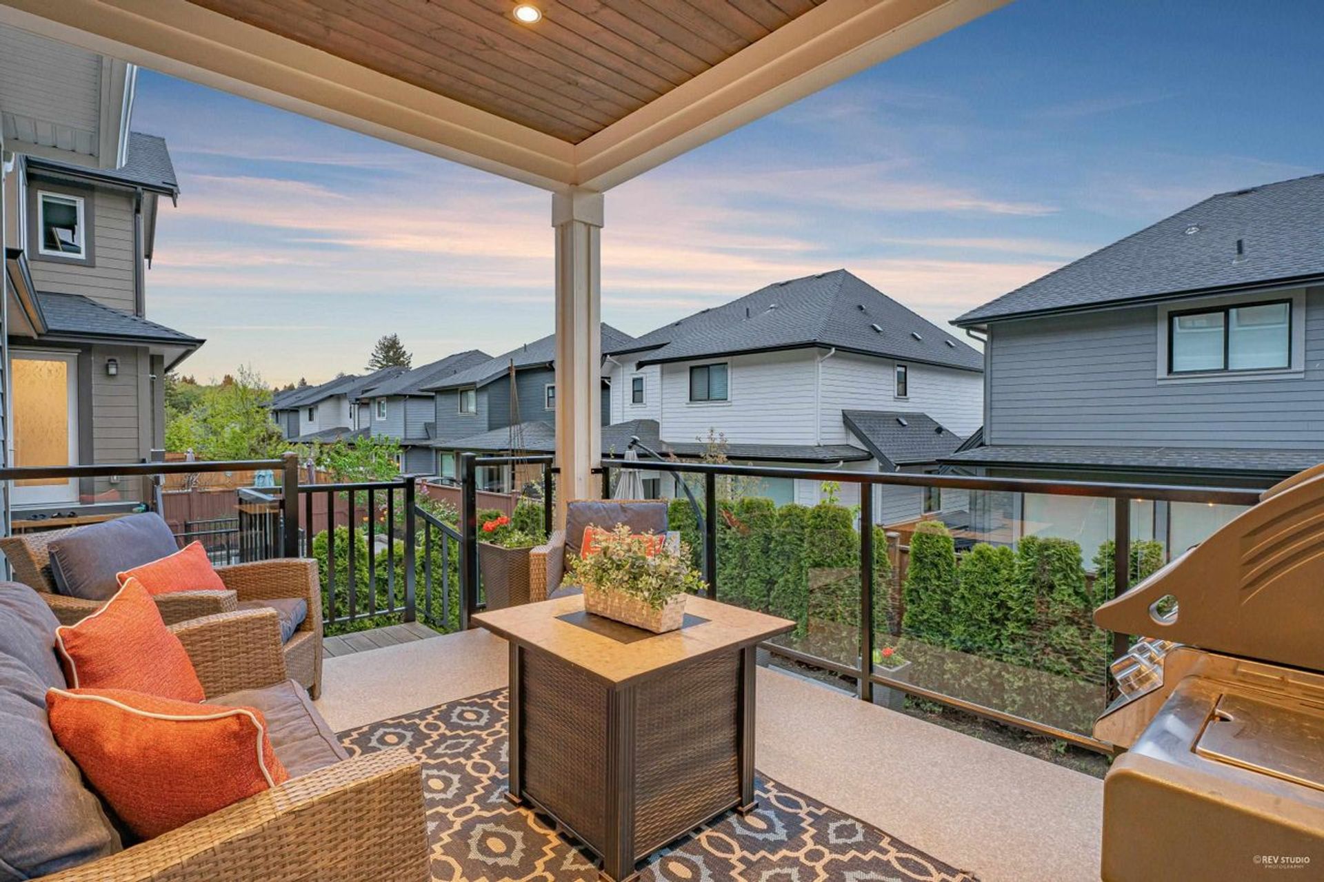 16714-17b-avenue-pacific-douglas-south-surrey-white-rock-04