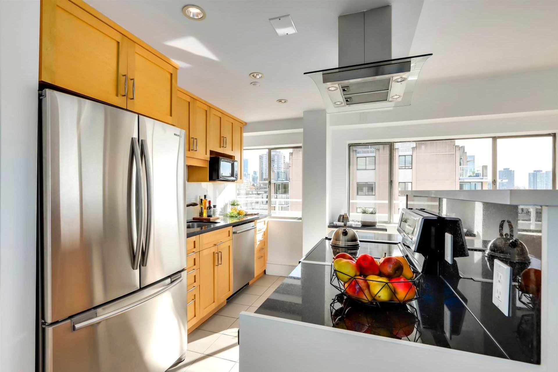 2095-beach-avenue-west-end-vw-vancouver-west-08