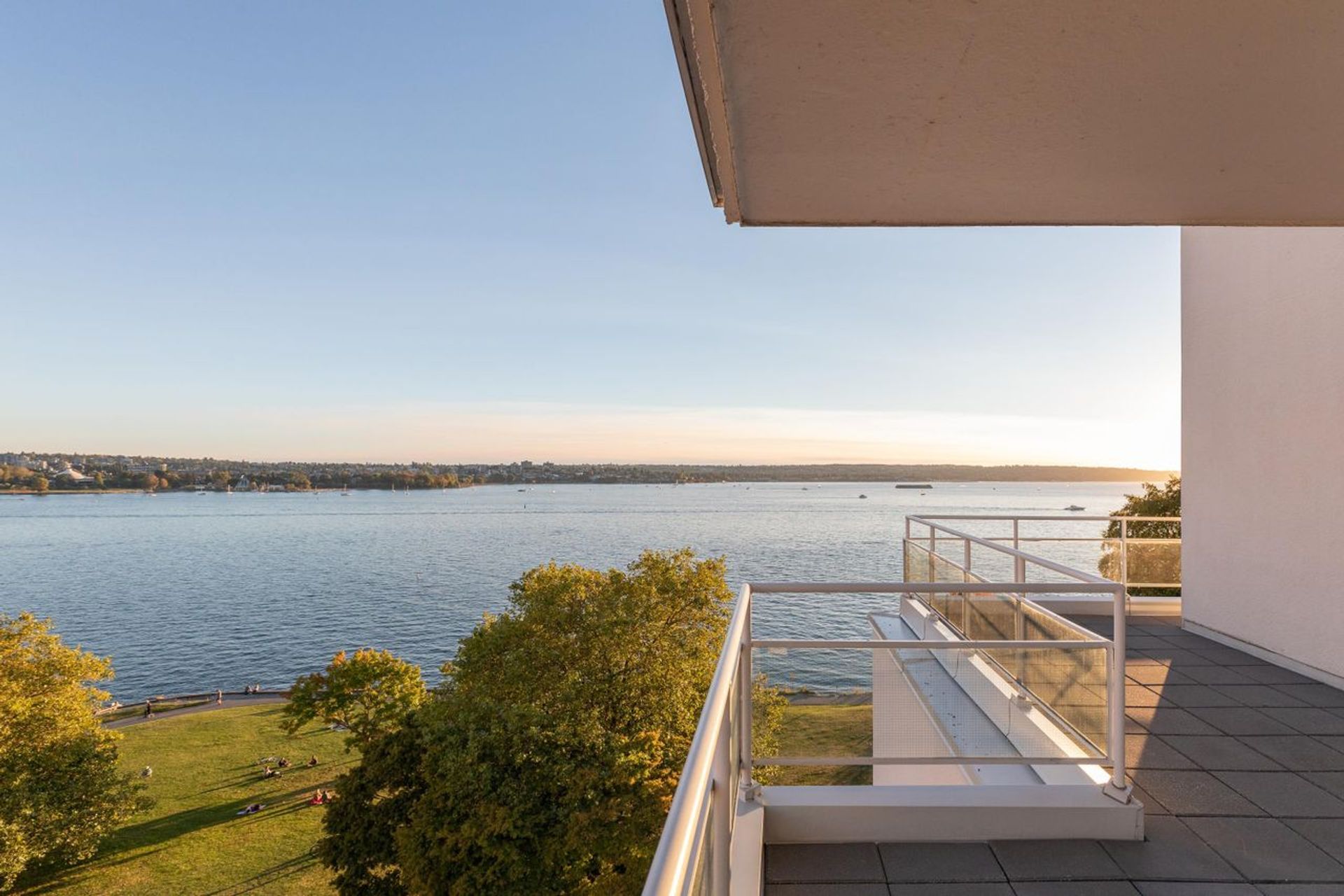 2095-beach-avenue-west-end-vw-vancouver-west-12