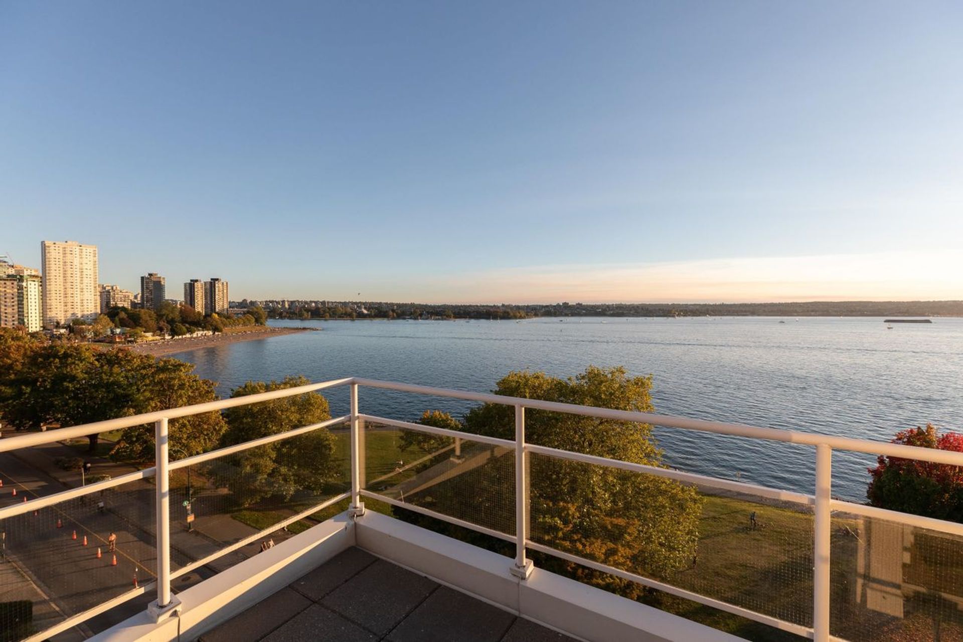 2095-beach-avenue-west-end-vw-vancouver-west-13