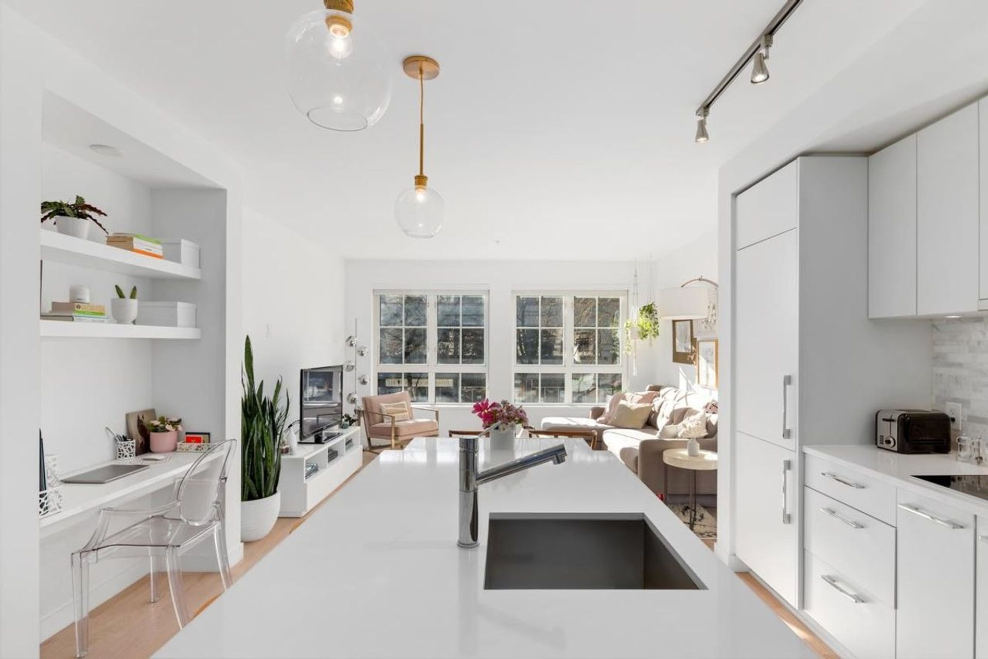 206 - 2468 Bayswater Street, Kitsilano, Vancouver West 4