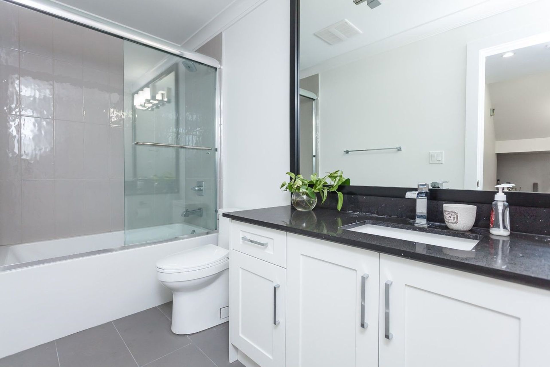 4504a-southridge-crescent-murrayville-langley-30