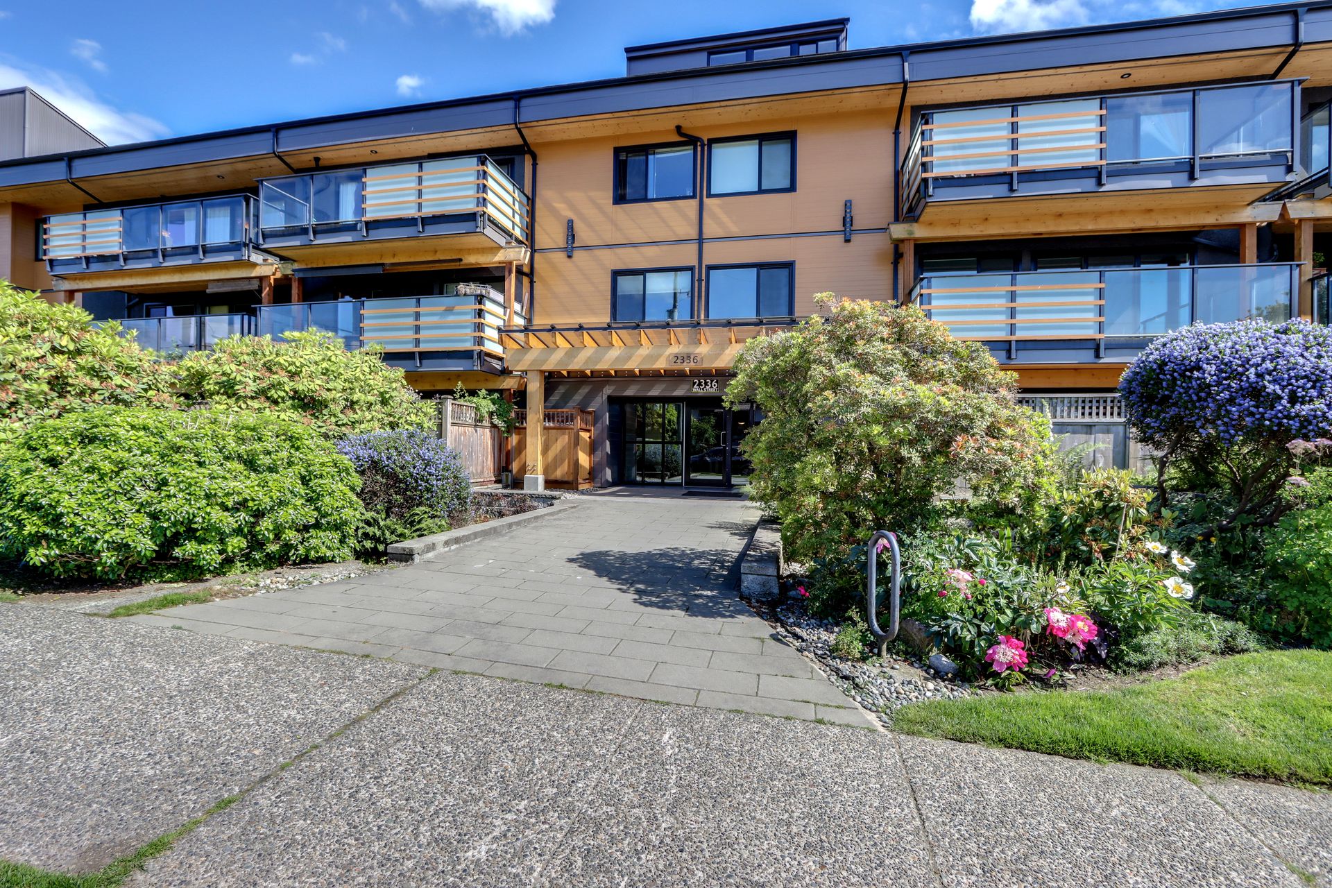 306 - 2336 Wall Street, Hastings, Vancouver East 2 by Bilash & Charron Real Estate Group 306 - 2336 Wall Street, Hastings, Vancouver East 2