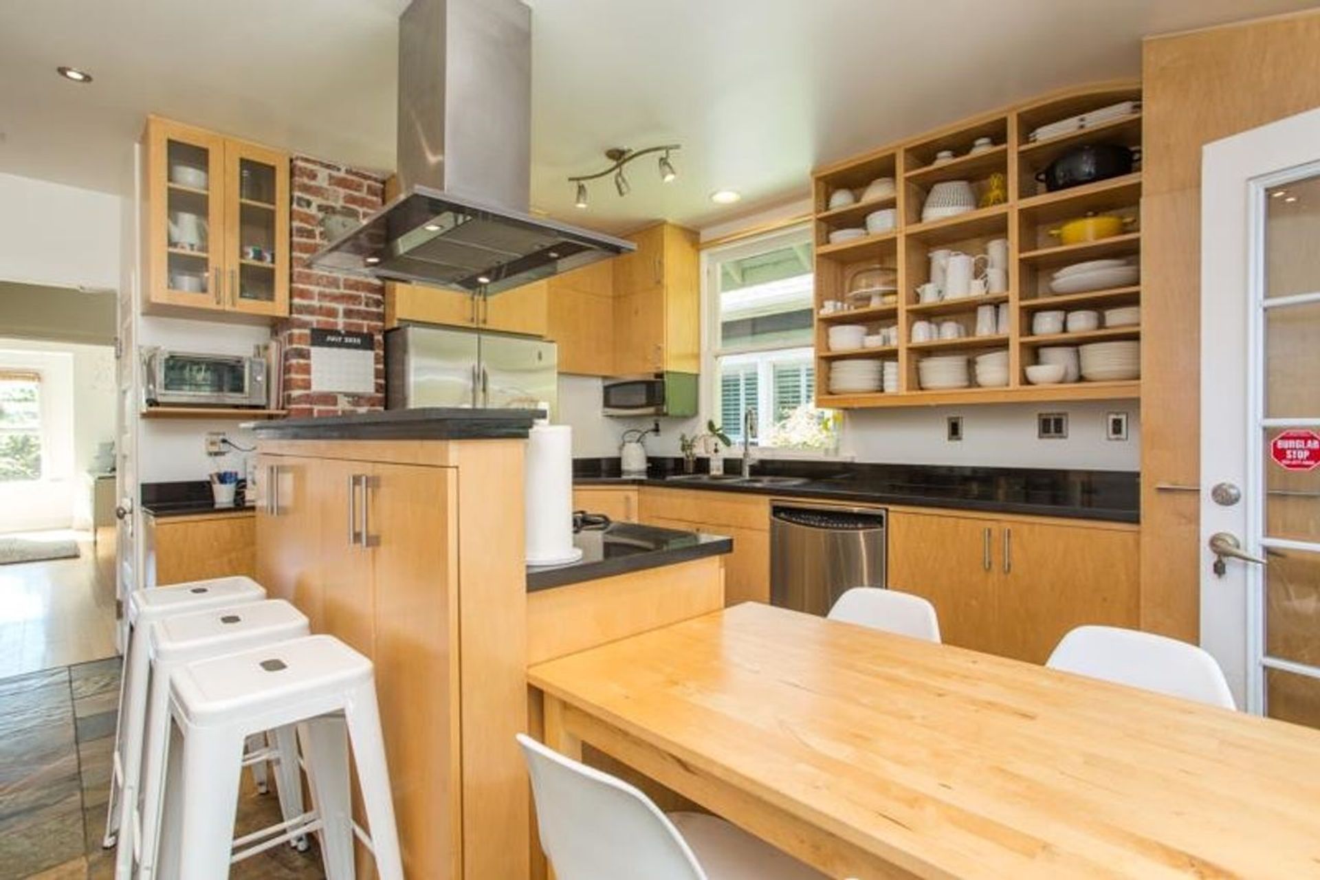 3528-fleming-street-knight-vancouver-east-14