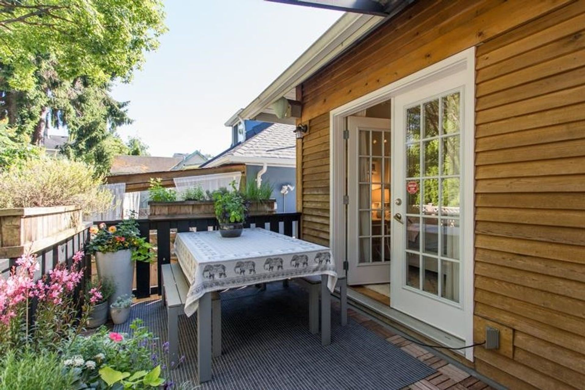 3528-fleming-street-knight-vancouver-east-28