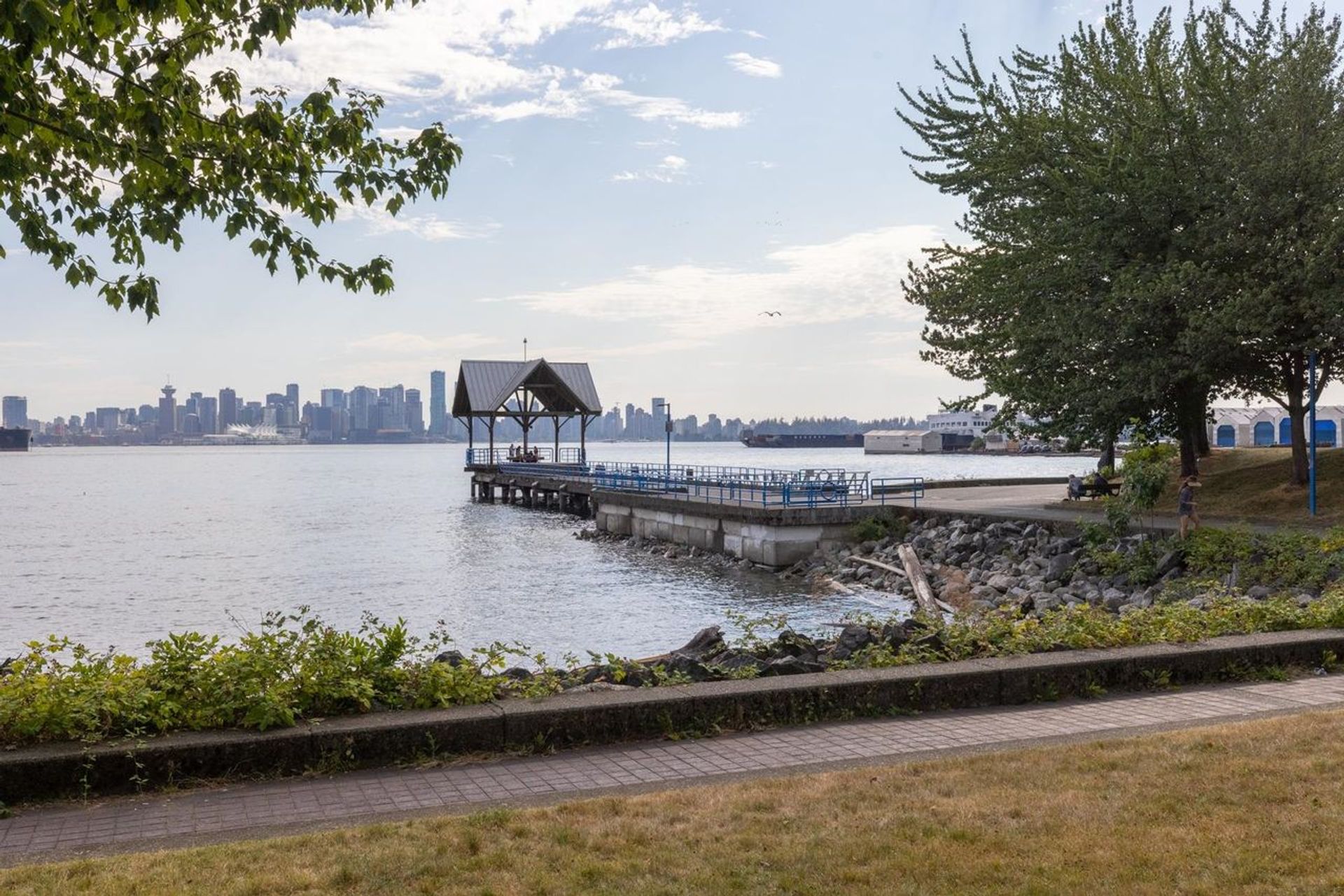 33-chesterfield-place-lower-lonsdale-north-vancouver-22