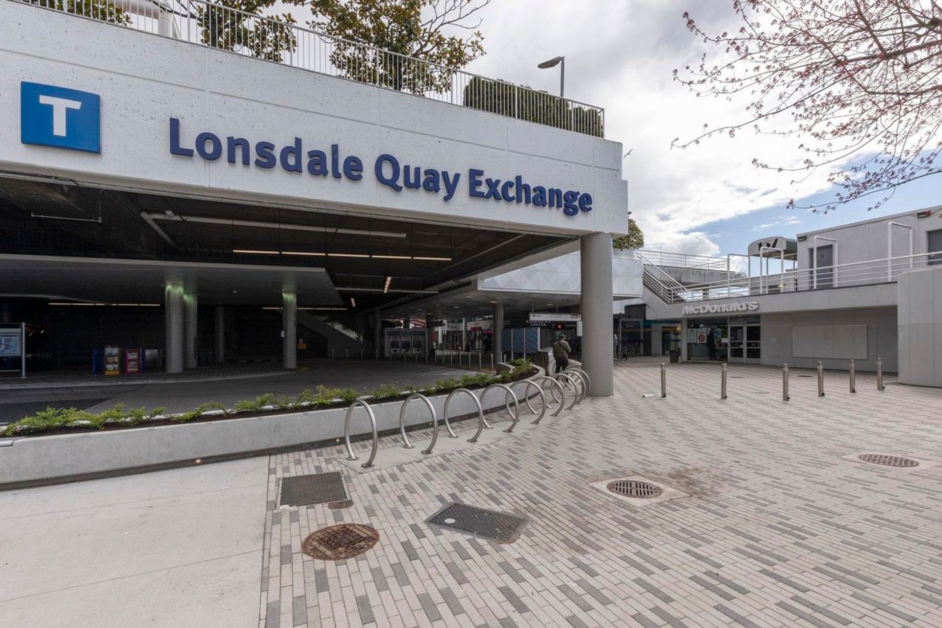 33-chesterfield-place-lower-lonsdale-north-vancouver-24