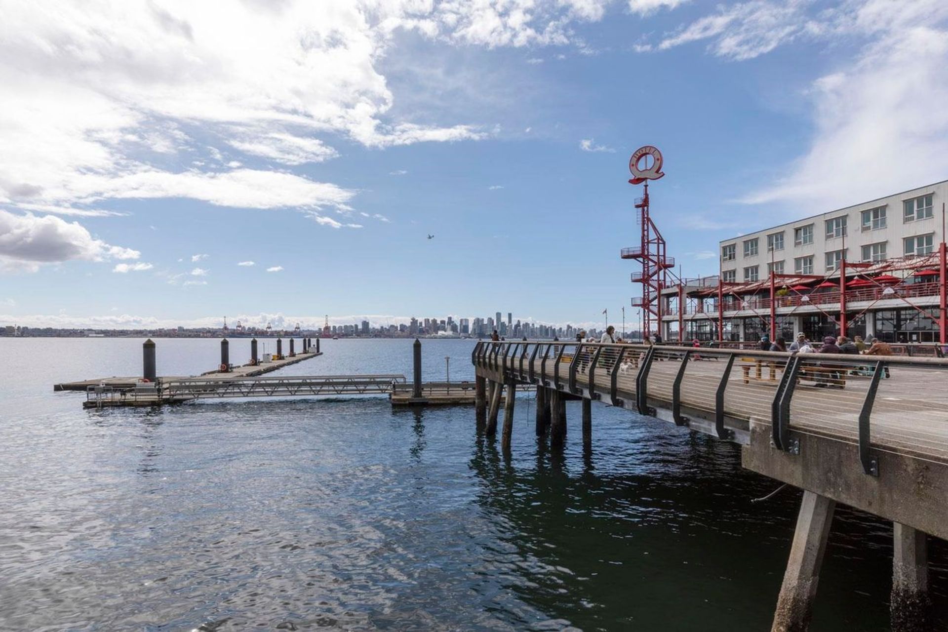 33-chesterfield-place-lower-lonsdale-north-vancouver-28