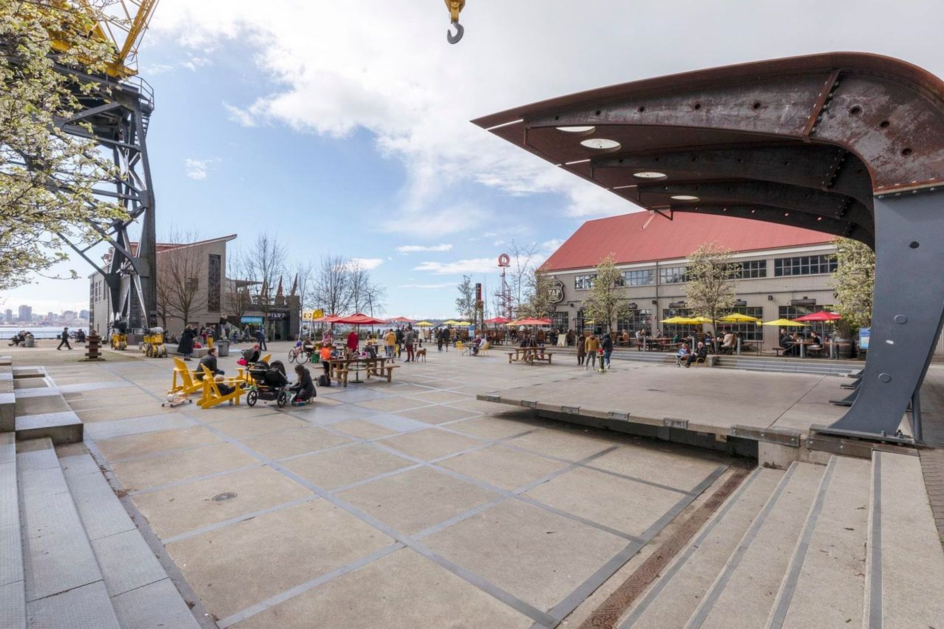 33-chesterfield-place-lower-lonsdale-north-vancouver-32