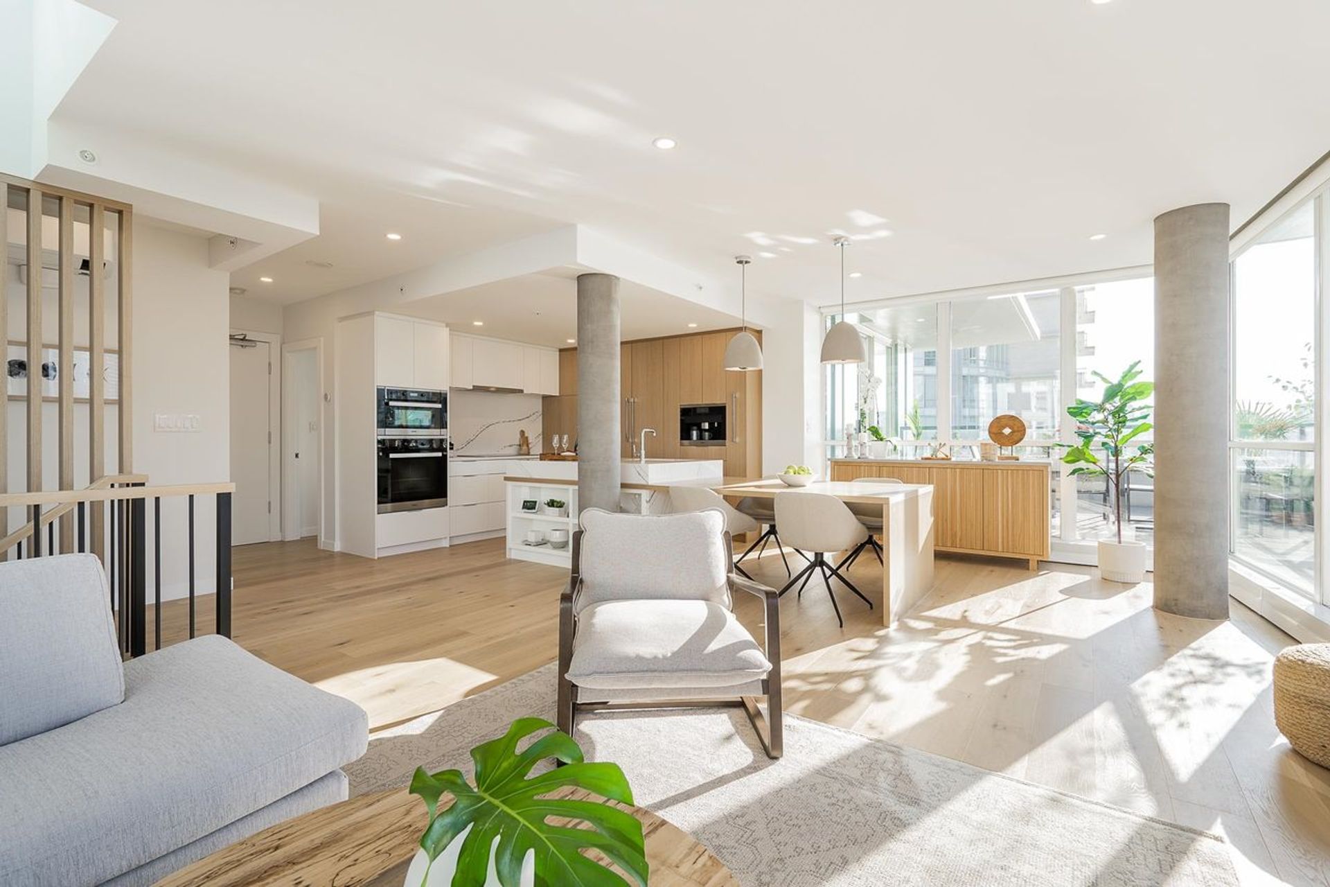 1288-marinaside-crescent-yaletown-vancouver-west-05