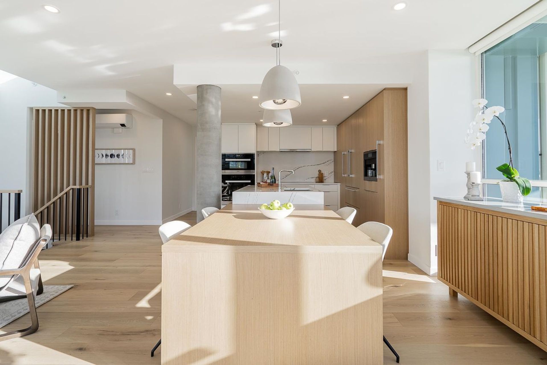 1288-marinaside-crescent-yaletown-vancouver-west-09