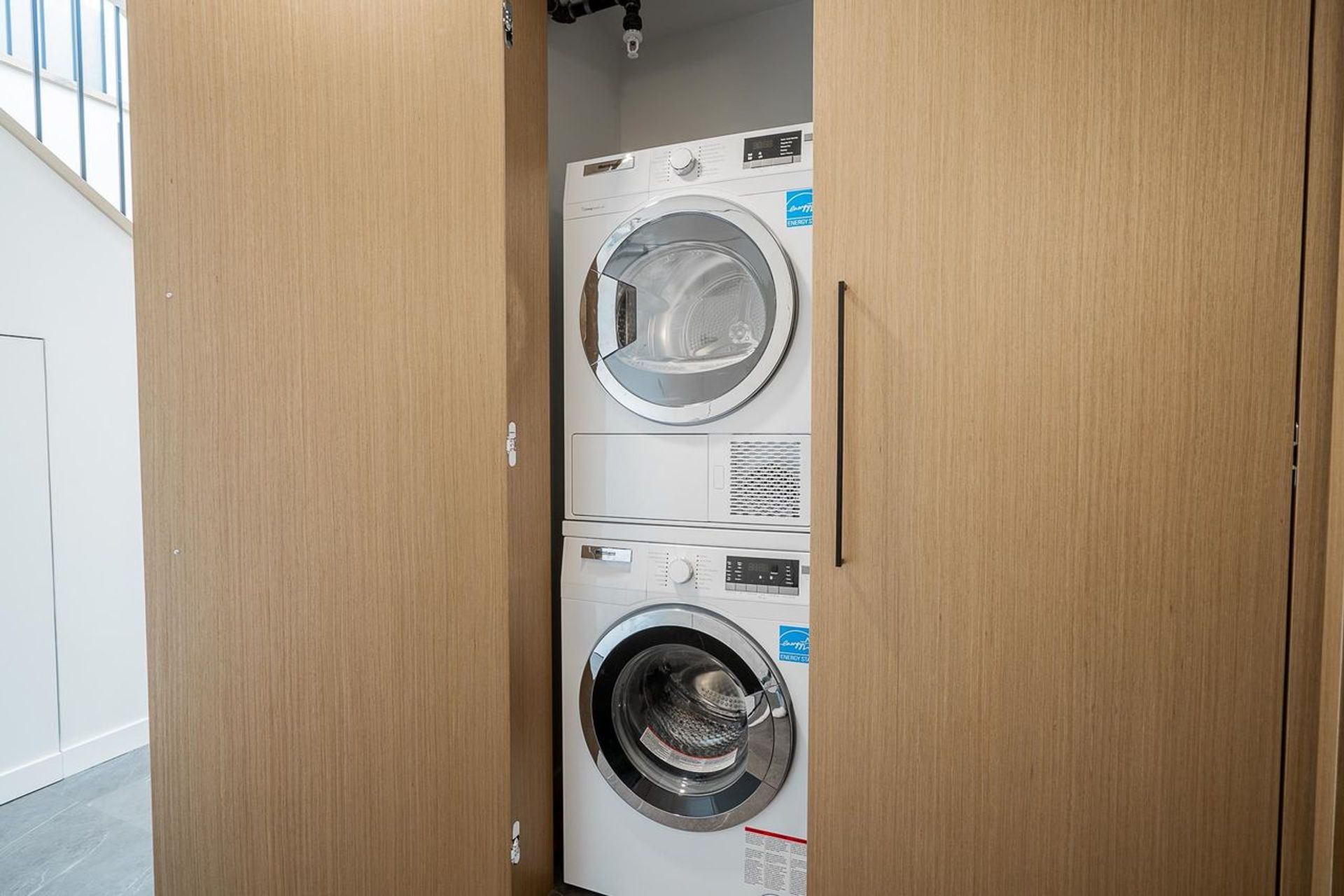 1288-marinaside-crescent-yaletown-vancouver-west-26