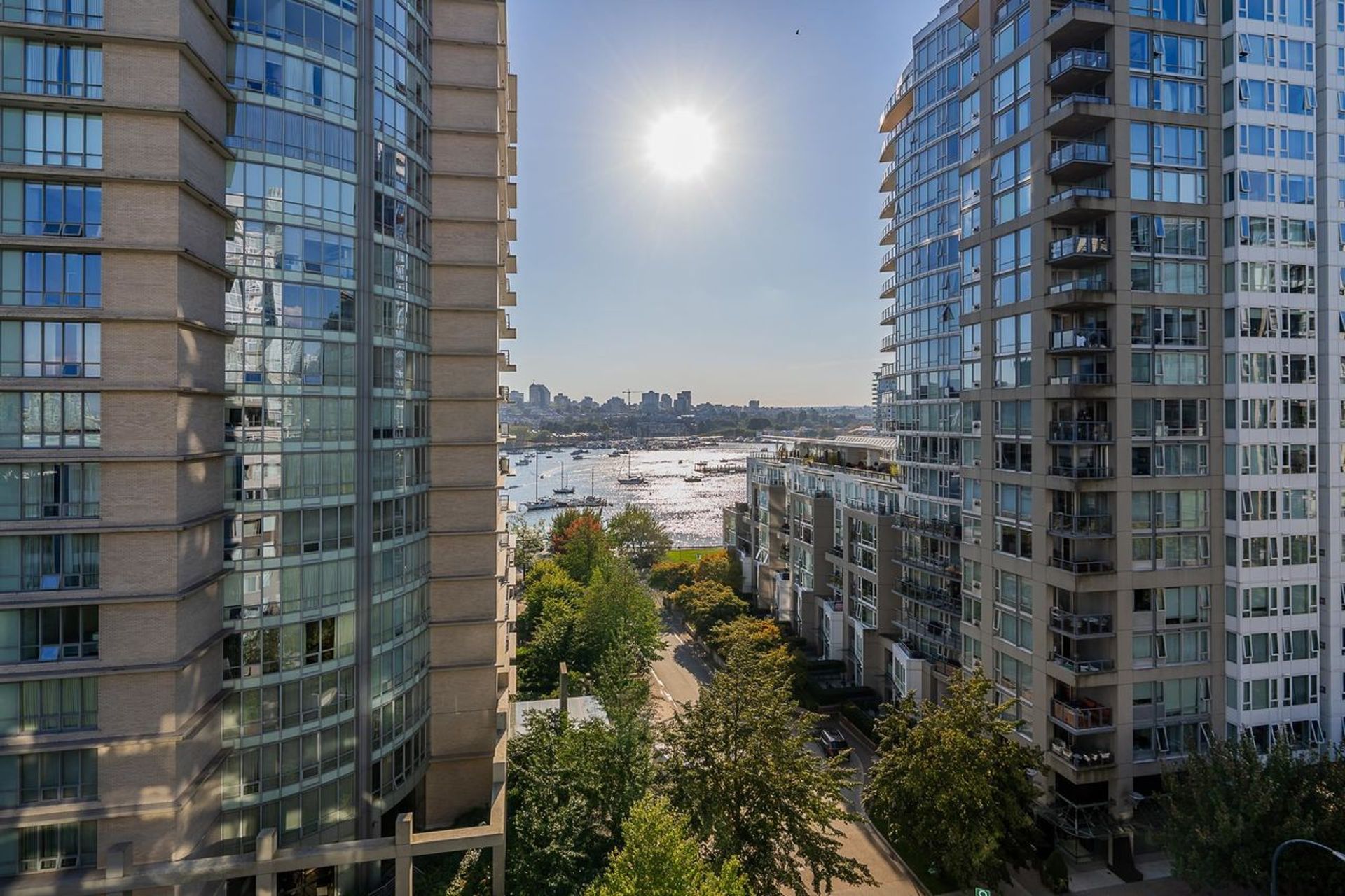 1288-marinaside-crescent-yaletown-vancouver-west-29