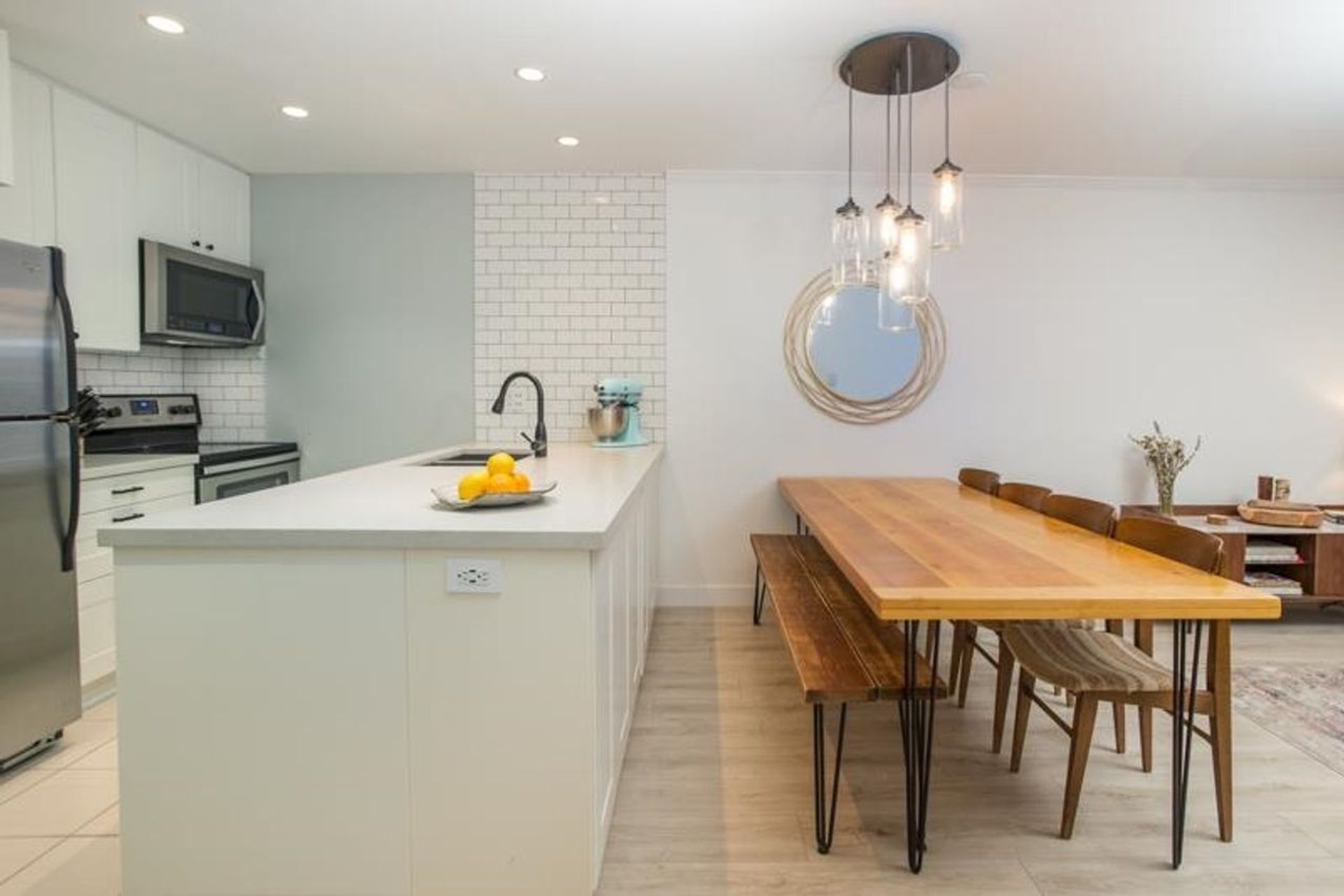 1820-w-3rd-avenue-kitsilano-vancouver-west-08