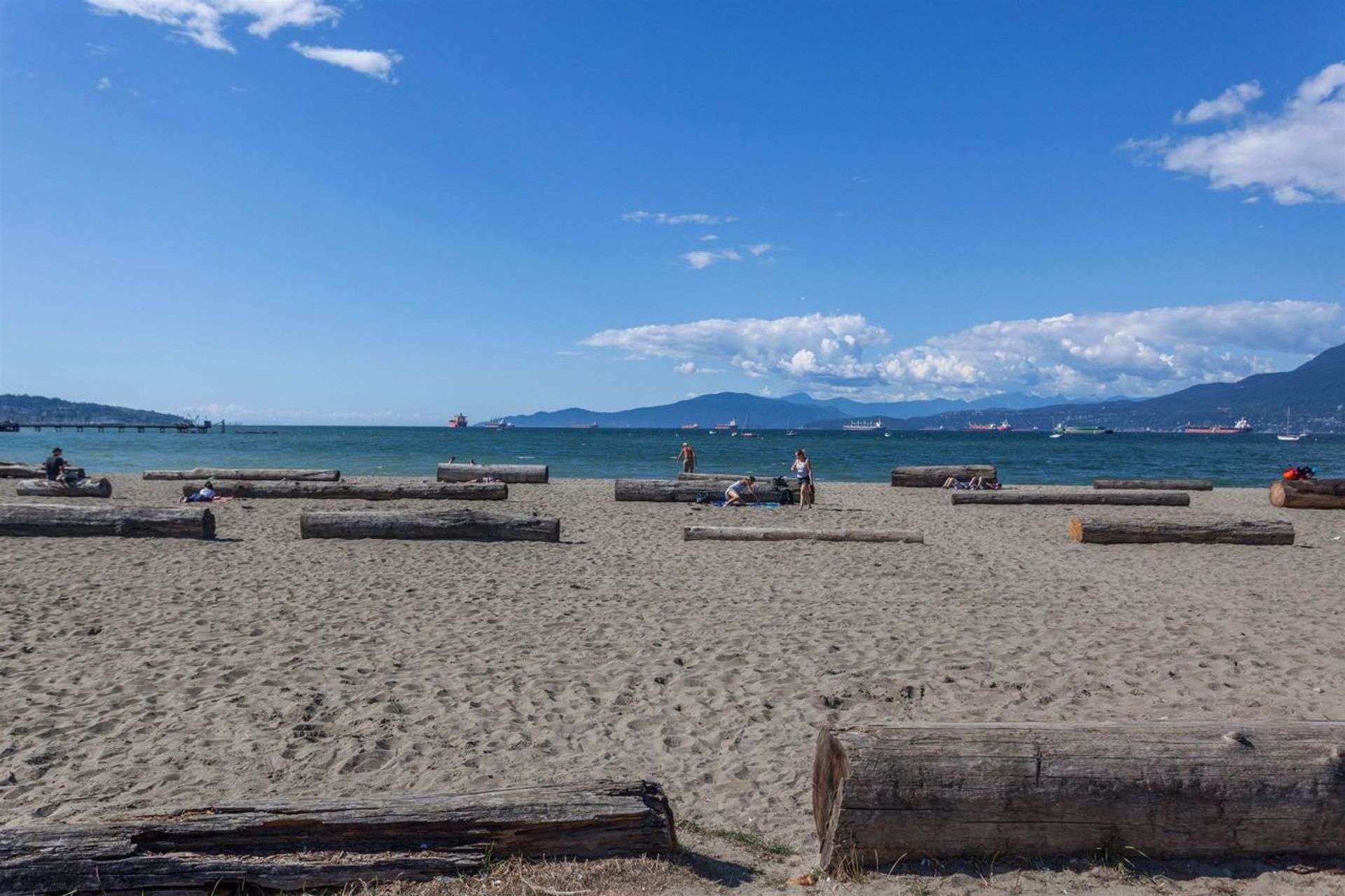 1820-w-3rd-avenue-kitsilano-vancouver-west-32