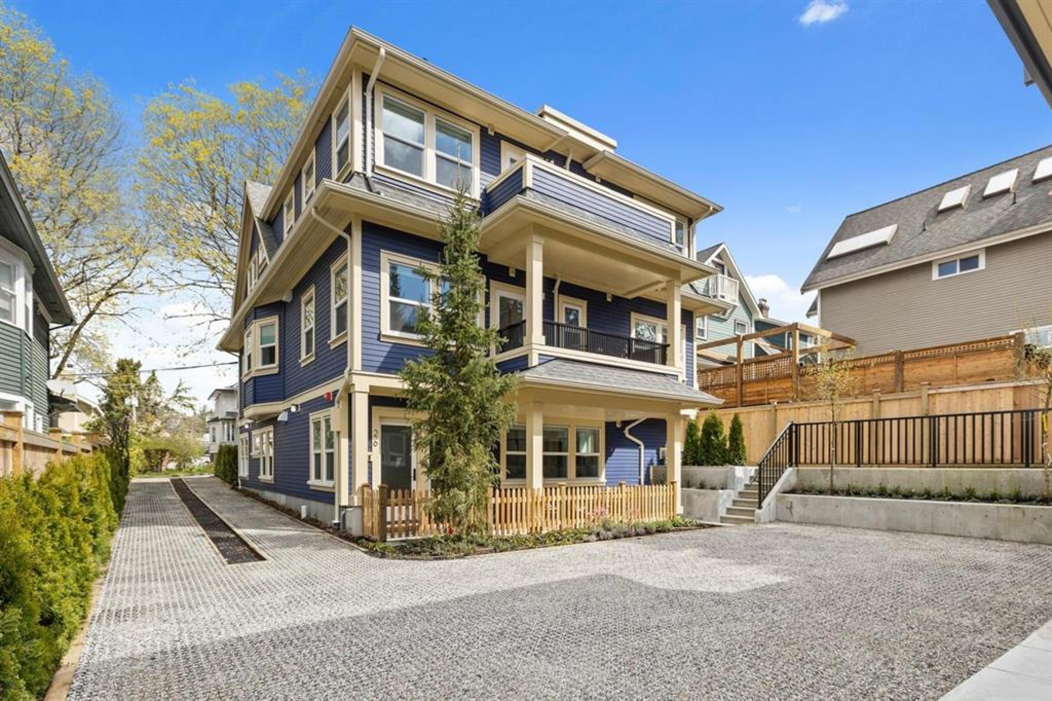 26 -  13th Avenue, Mount Pleasant VW, Vancouver West 2