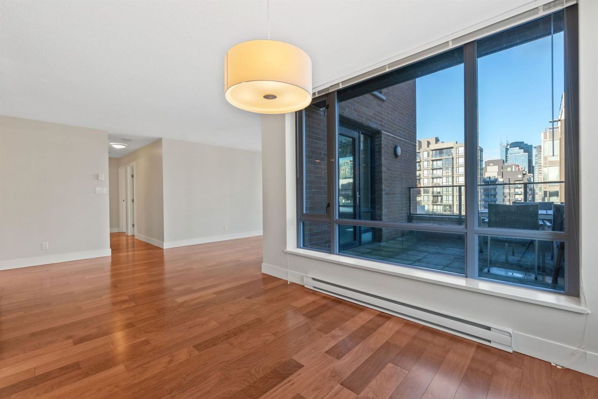 1088-richards-street-yaletown-vancouver-west-15