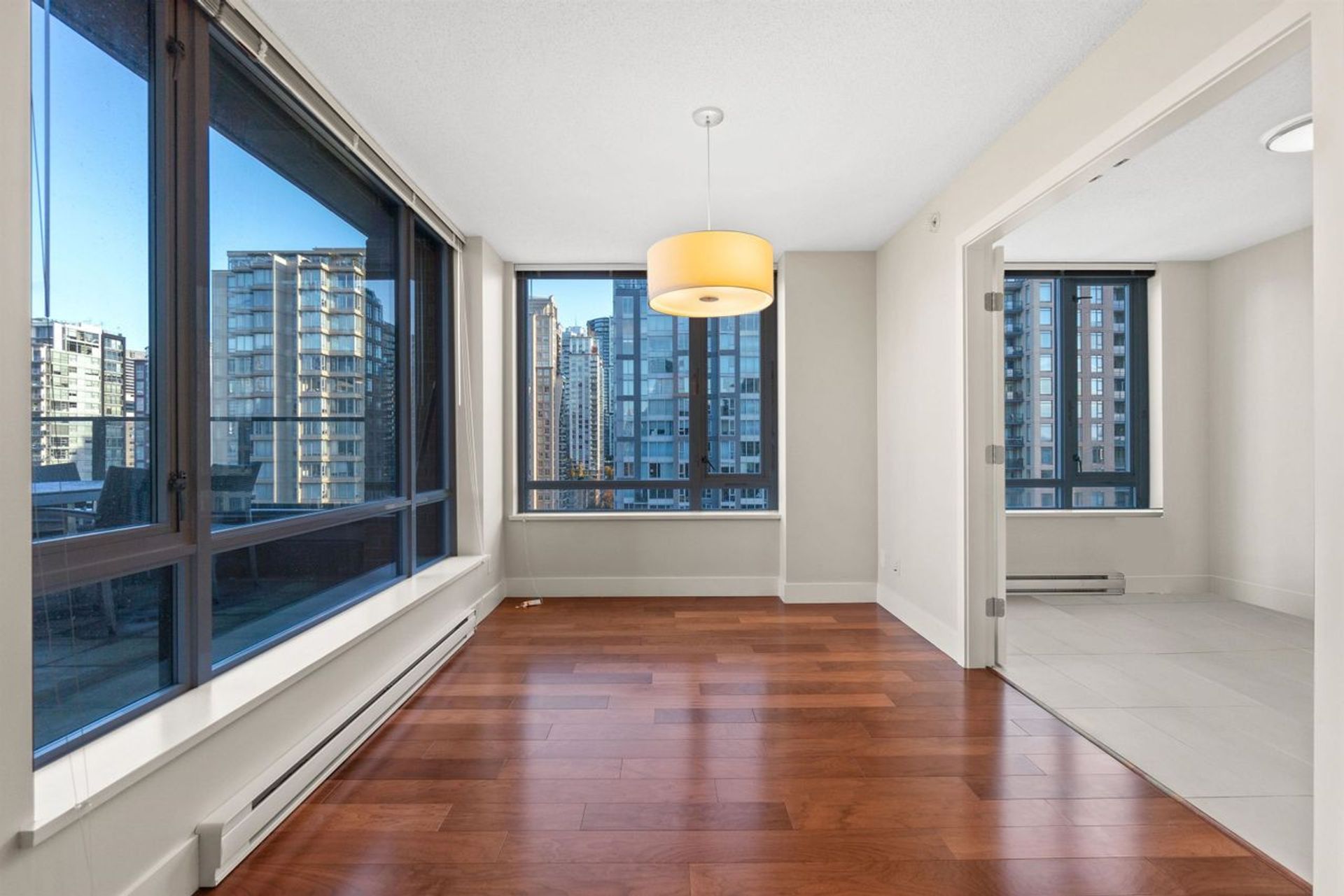 1088-richards-street-yaletown-vancouver-west-23