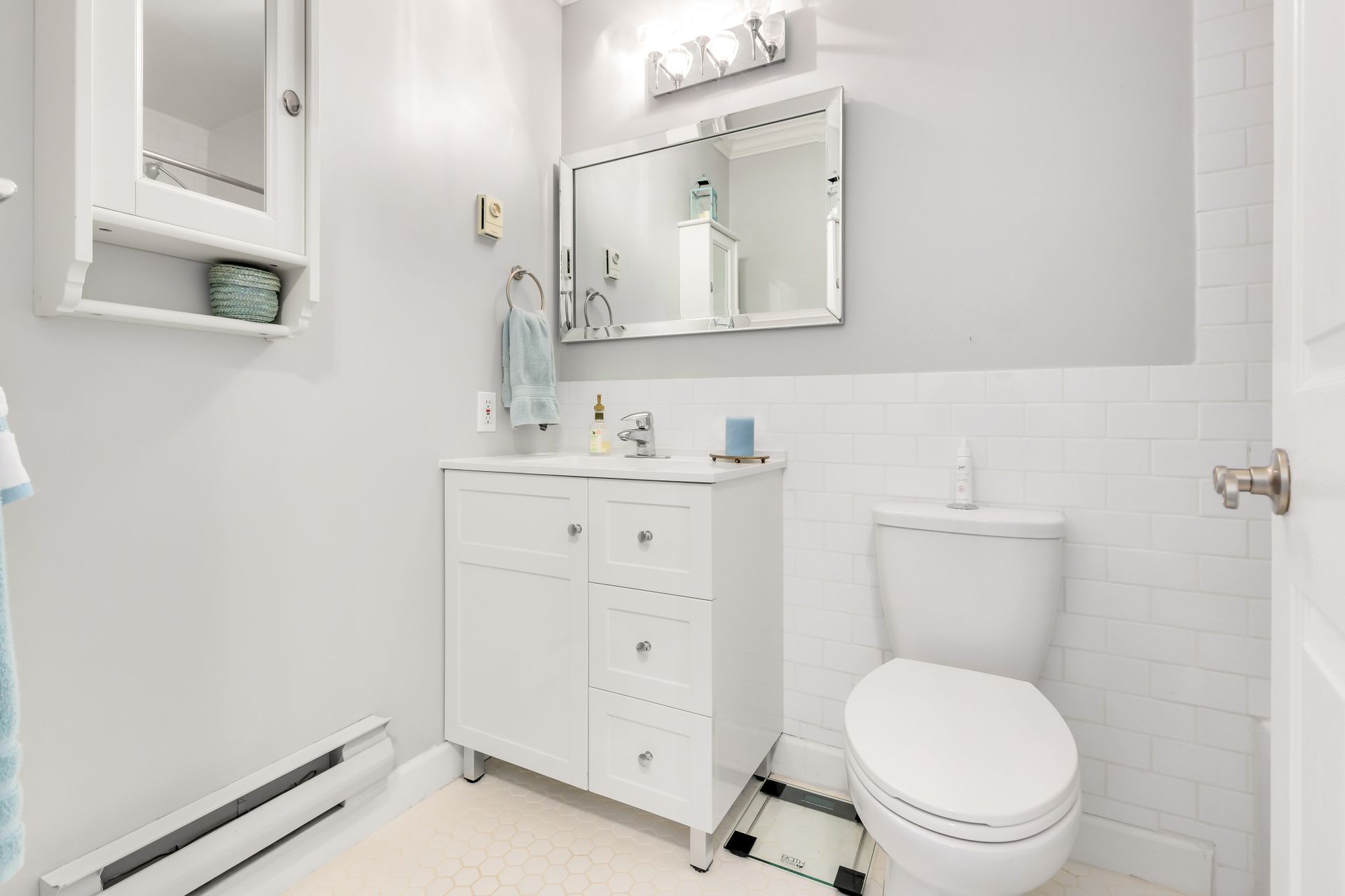 820-habgood-street-white-rock-south-surrey-white-rock-15