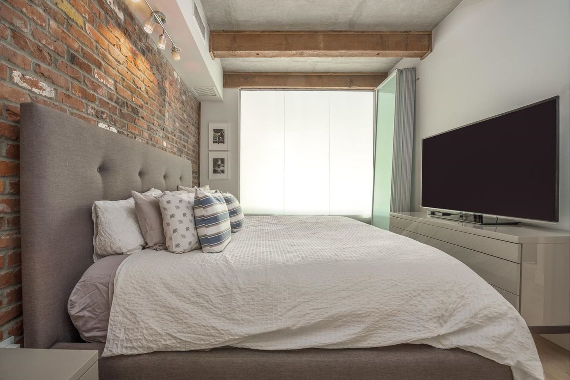 1180-homer-street-yaletown-vancouver-west-13