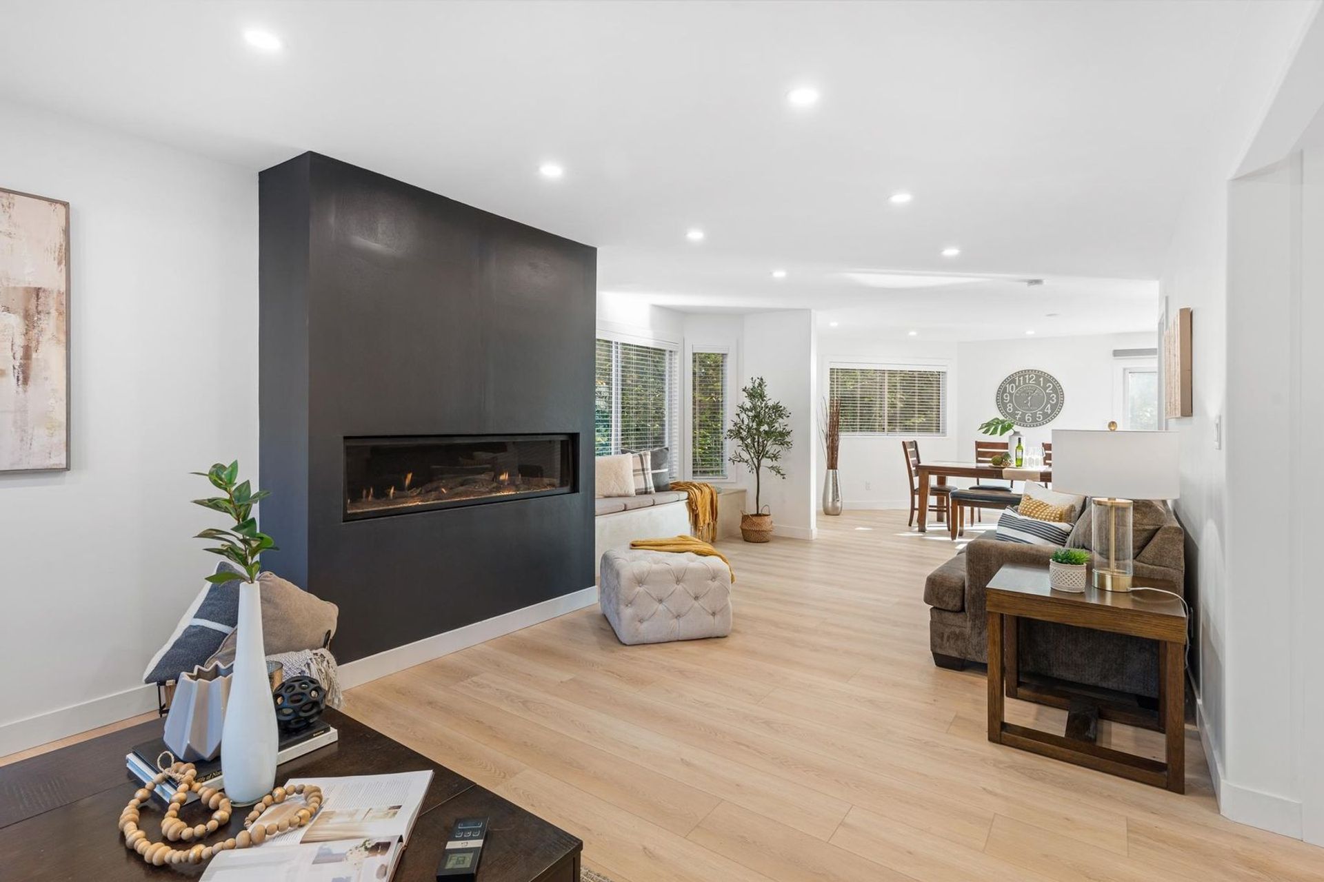 3318-robson-drive-hockaday-coquitlam-05