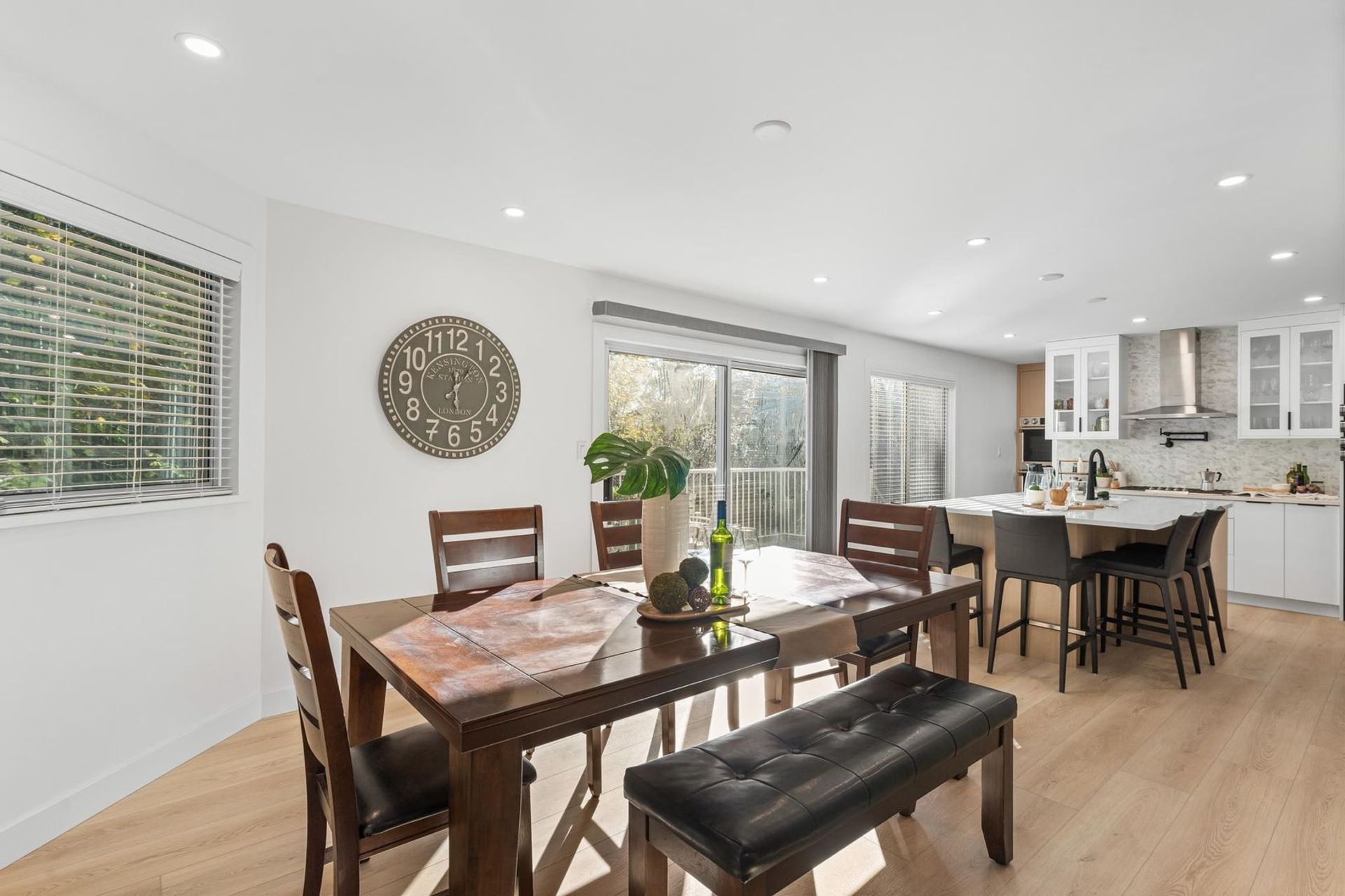 3318 Robson Drive, Hockaday, Coquitlam 4