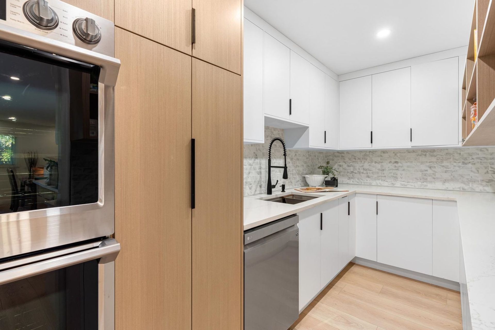 3318-robson-drive-hockaday-coquitlam-15