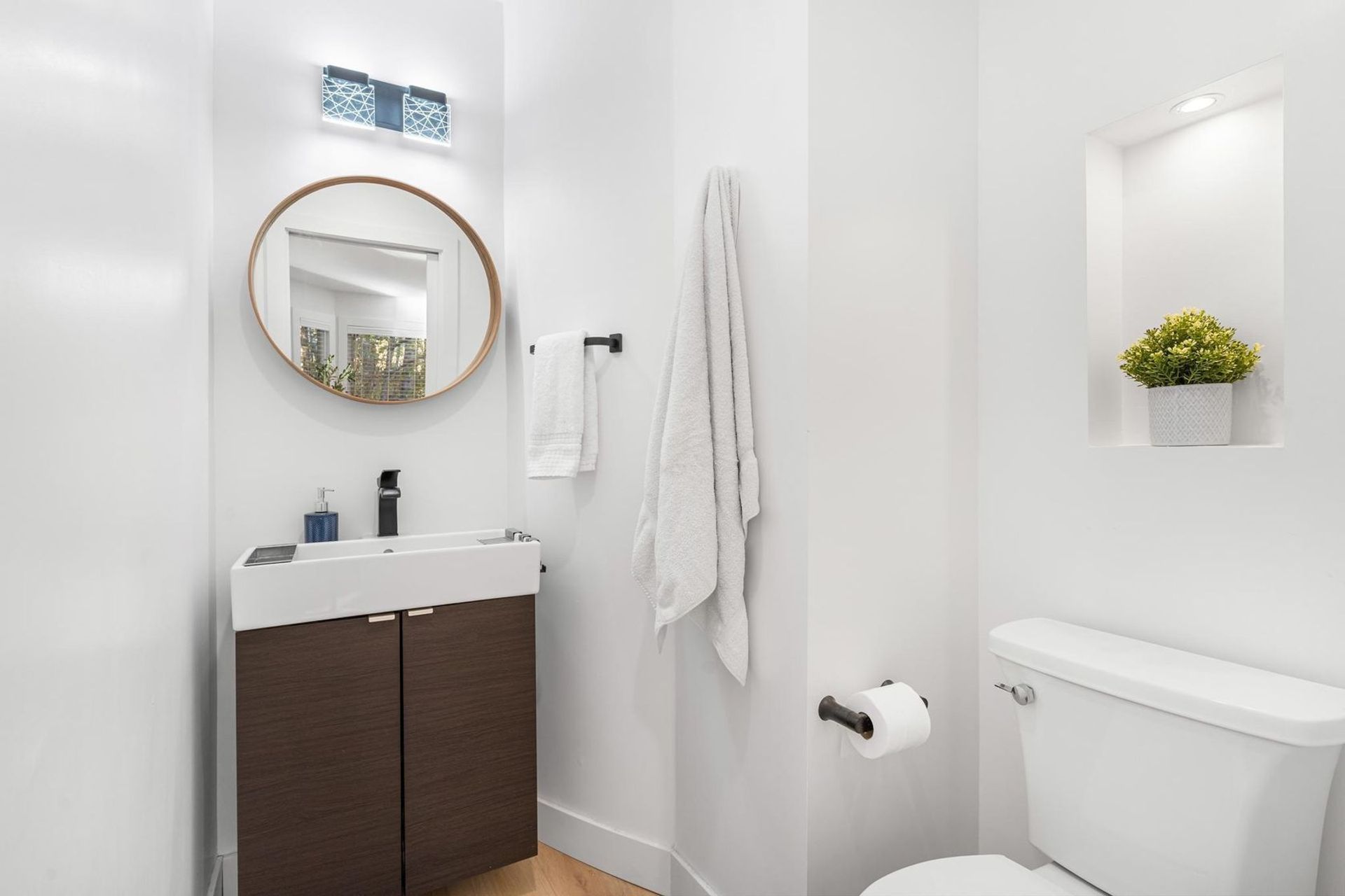 3318-robson-drive-hockaday-coquitlam-30