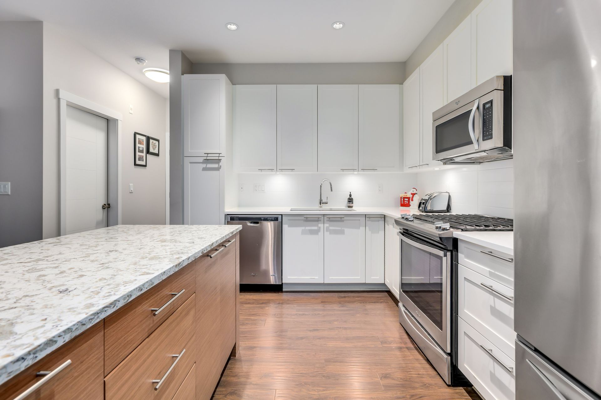 15188 29a Avenue Surrey 05