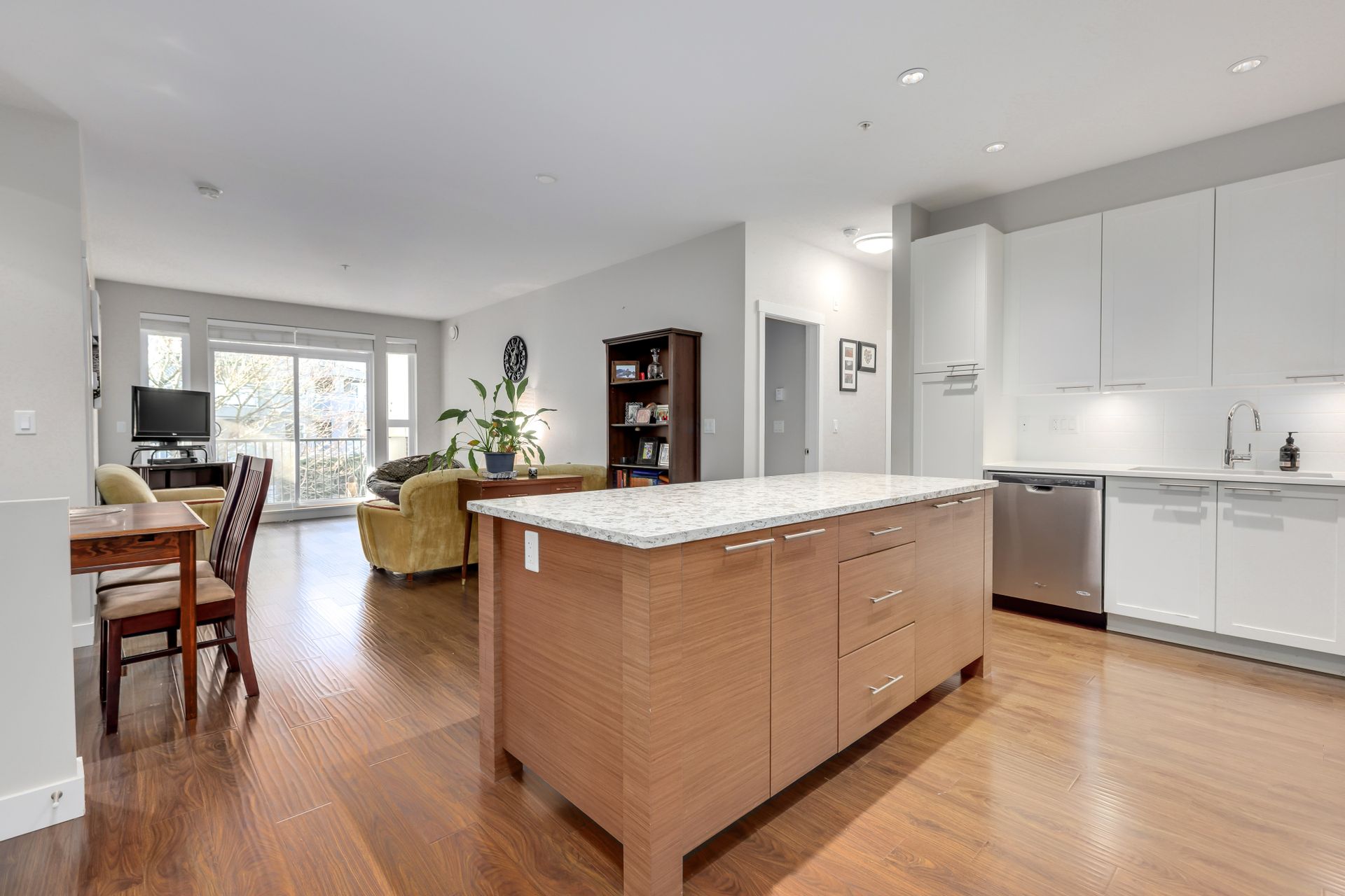 15188 29a Avenue Surrey 06