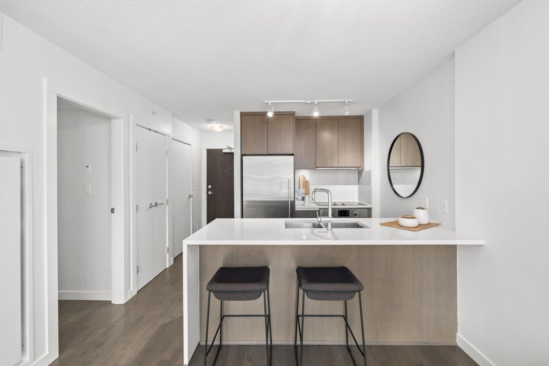 1009-harwood-street-west-end-vw-vancouver-west-06