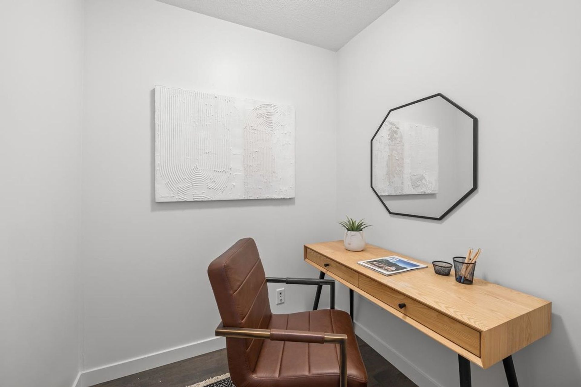 1009-harwood-street-west-end-vw-vancouver-west-13