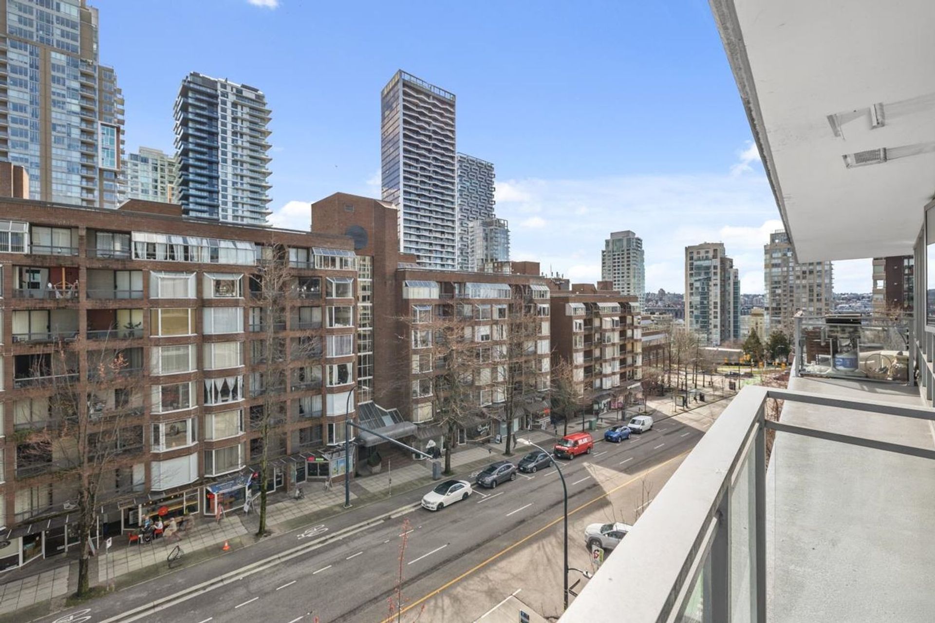 1009-harwood-street-west-end-vw-vancouver-west-15