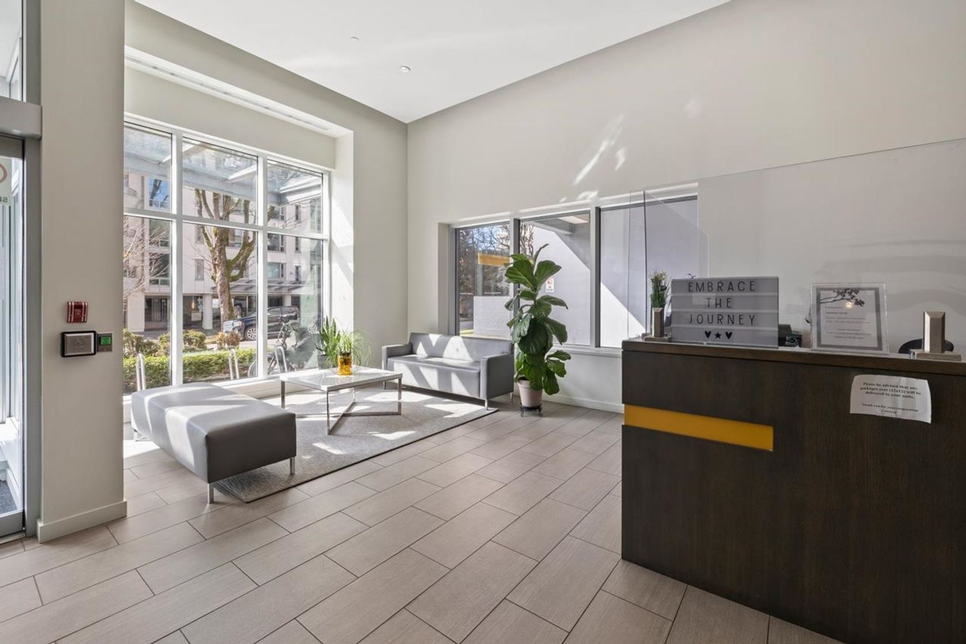 1009-harwood-street-west-end-vw-vancouver-west-24