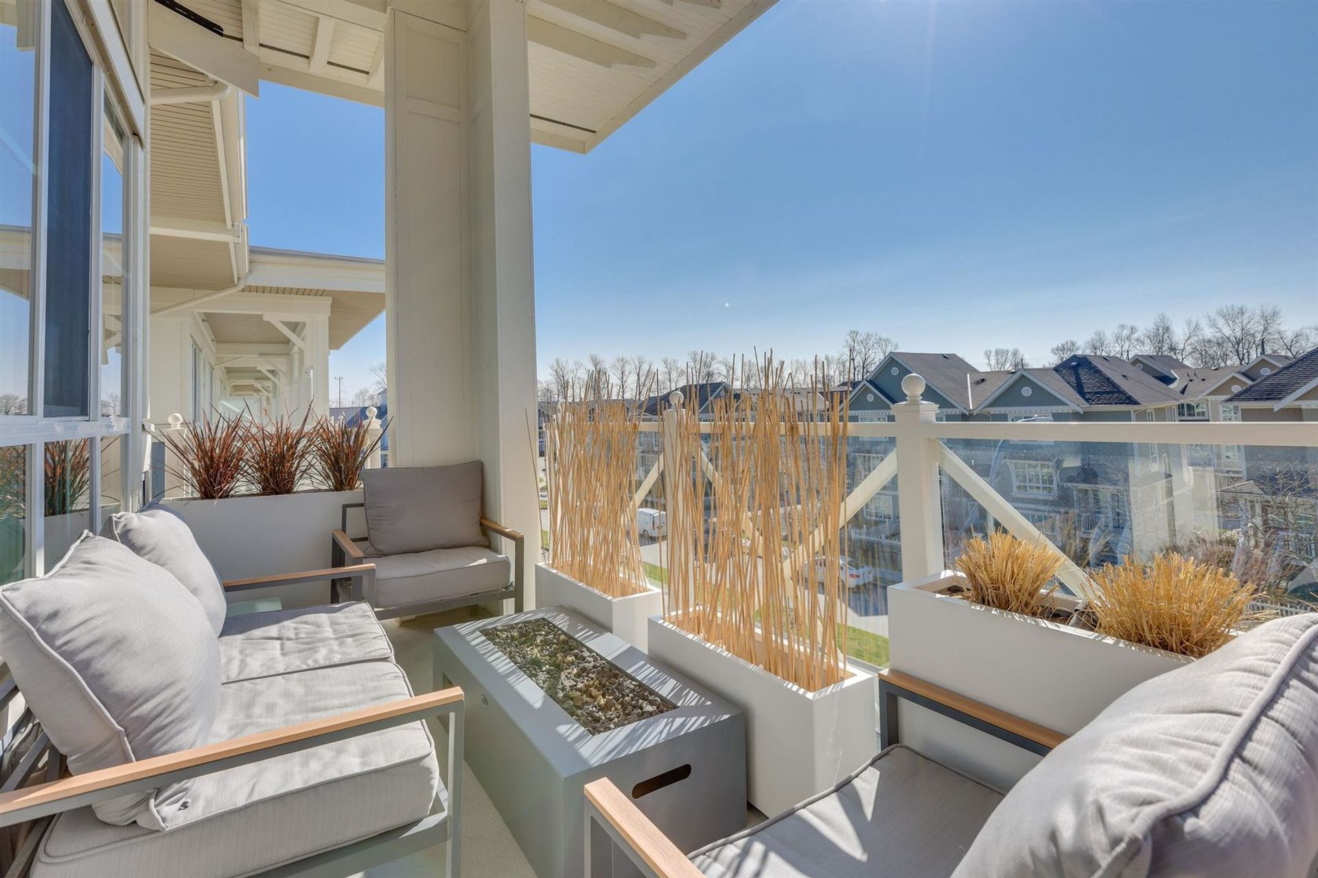 5535-admiral-way-neilsen-grove-ladner-01