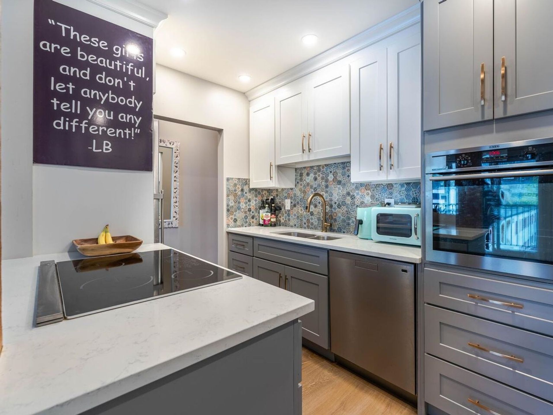 1655-nelson-street-west-end-vw-vancouver-west-11