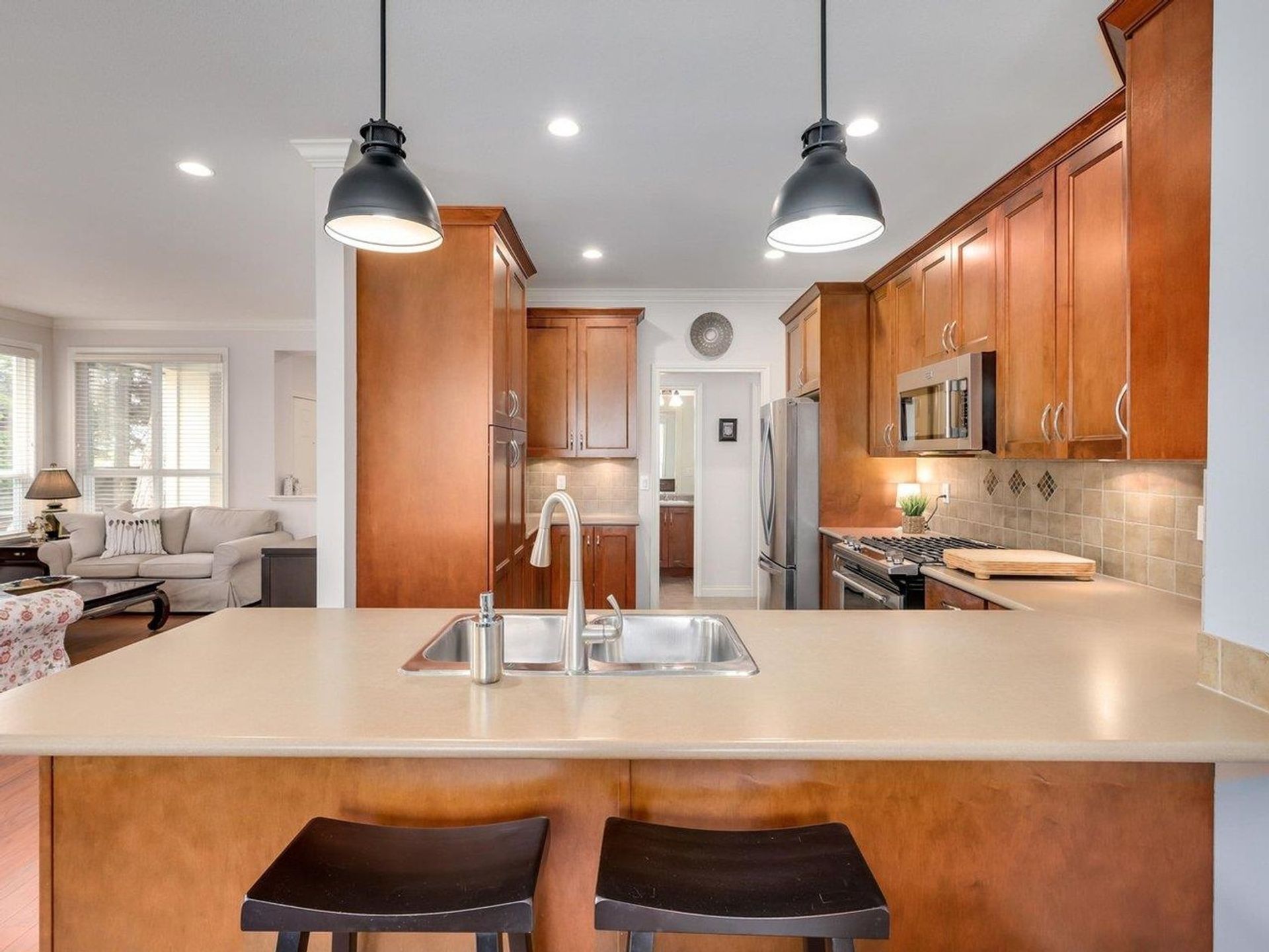 6105-river-road-east-delta-ladner-12