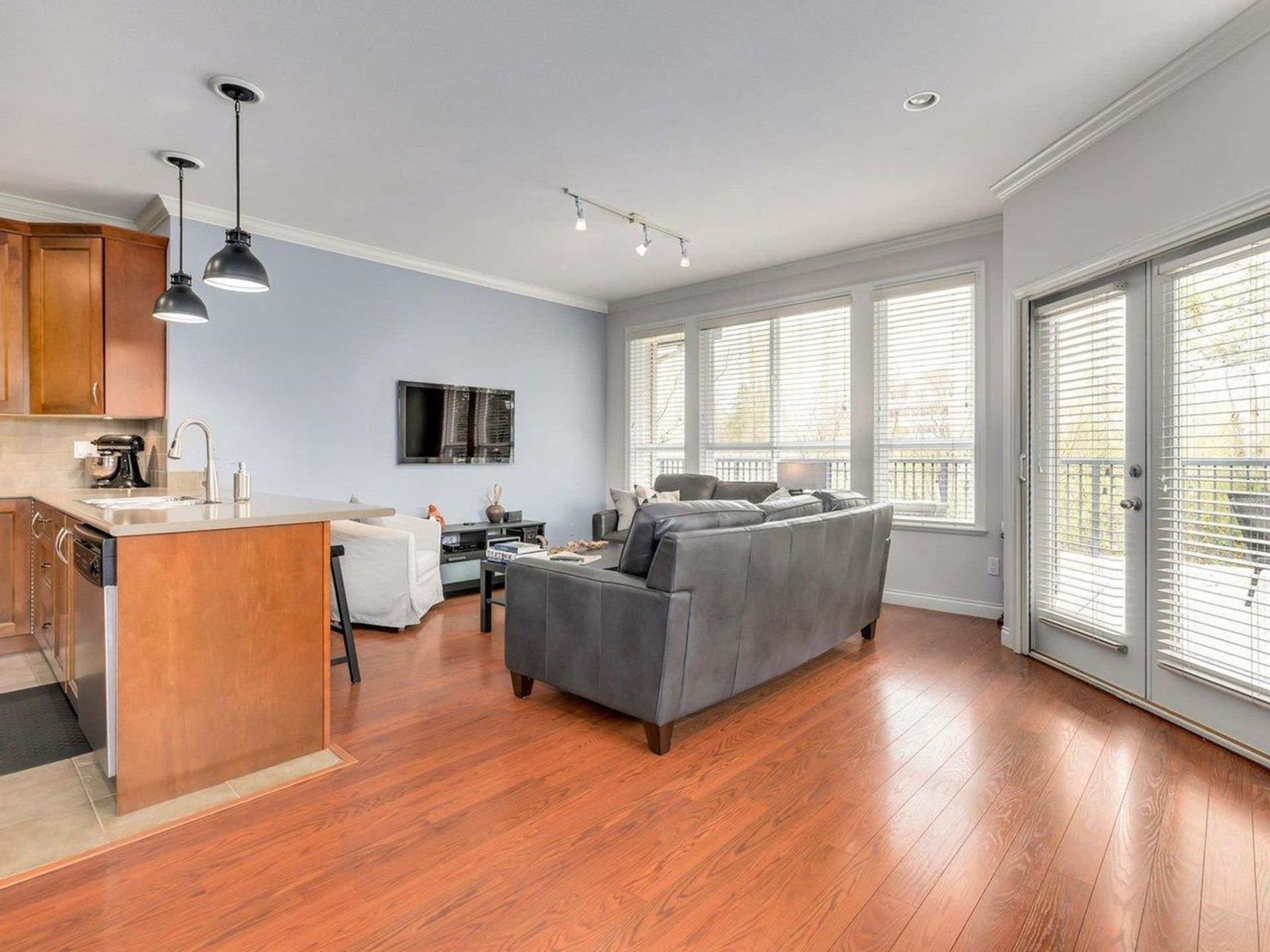 6105-river-road-east-delta-ladner-15