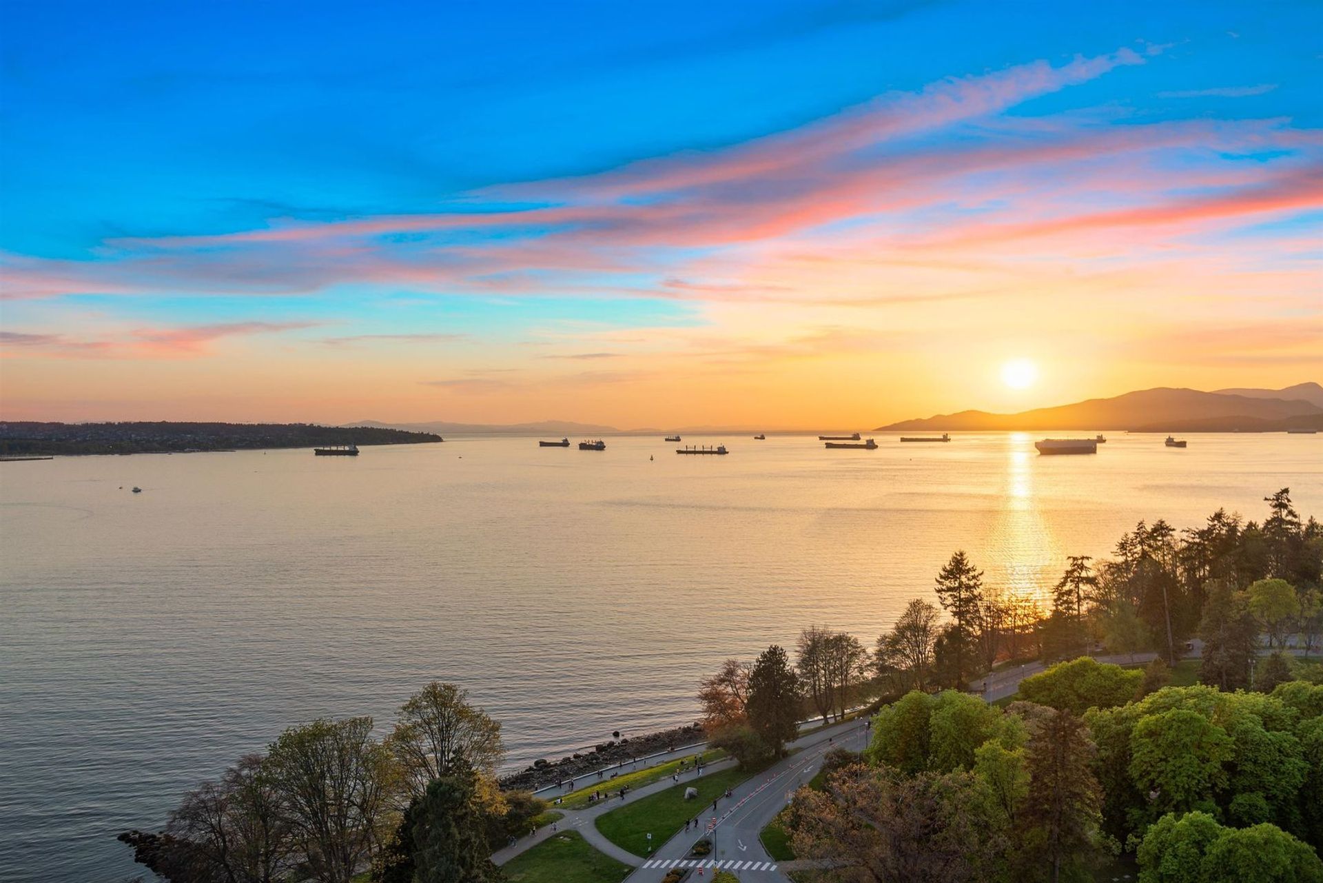 2055-pendrell-street-west-end-vw-vancouver-west-03