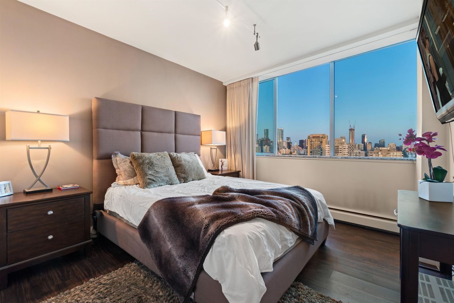 2055-pendrell-street-west-end-vw-vancouver-west-22