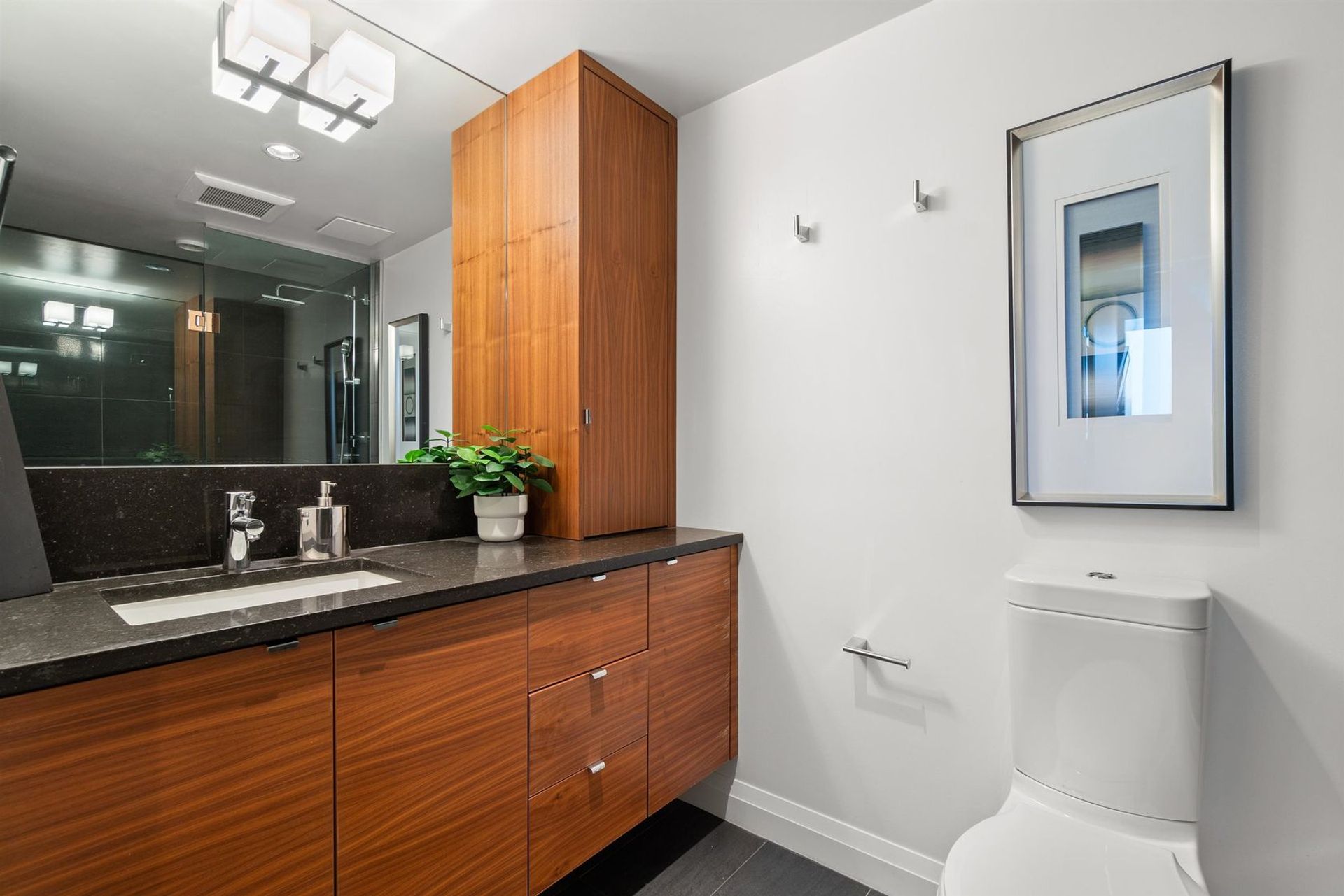 2055-pendrell-street-west-end-vw-vancouver-west-28