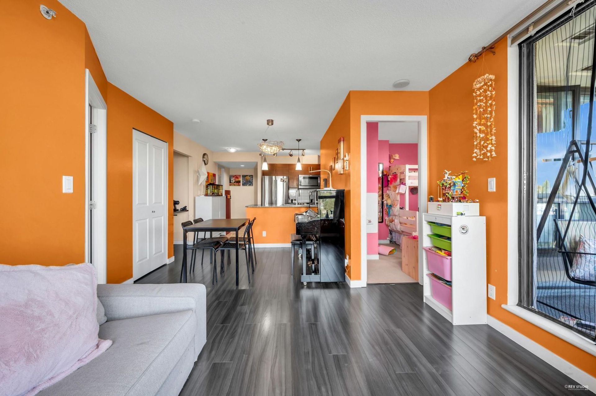 1201 - 814 Royal Avenue, Downtown NW, New Westminster 2