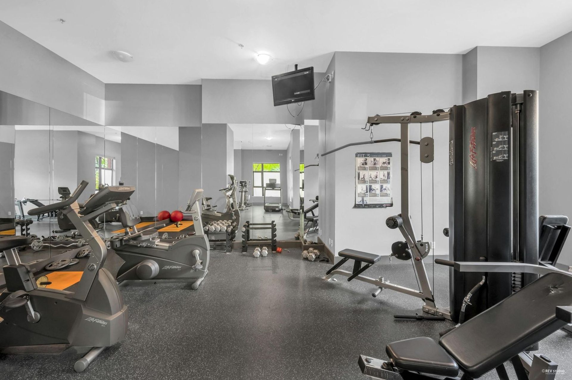 814-royal-avenue-downtown-nw-new-westminster-23