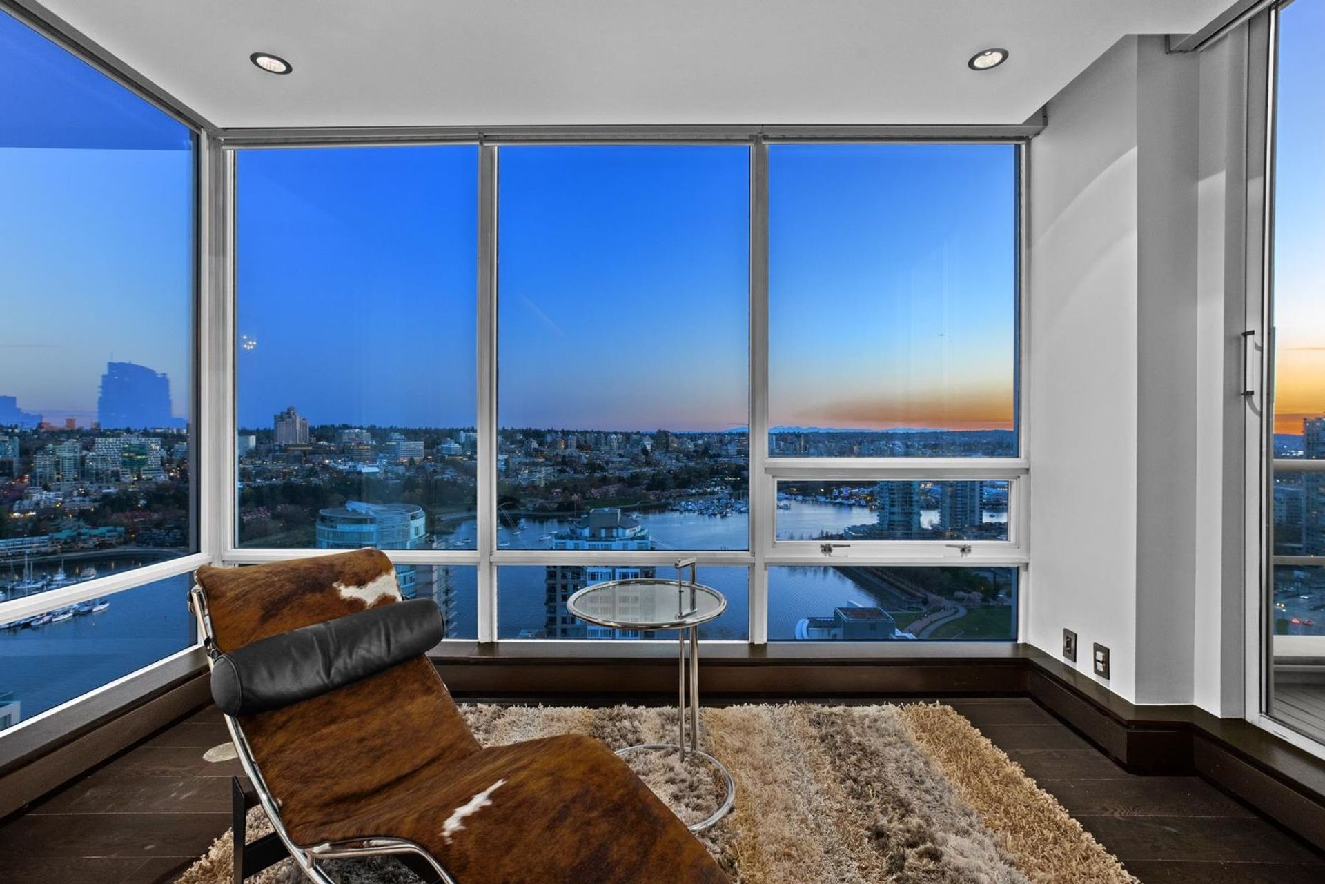 1201-marinaside-crescent-yaletown-vancouver-west-20