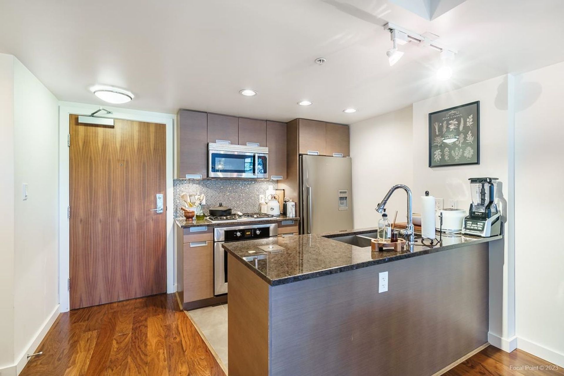 2080-w-broadway-kitsilano-vancouver-west-18